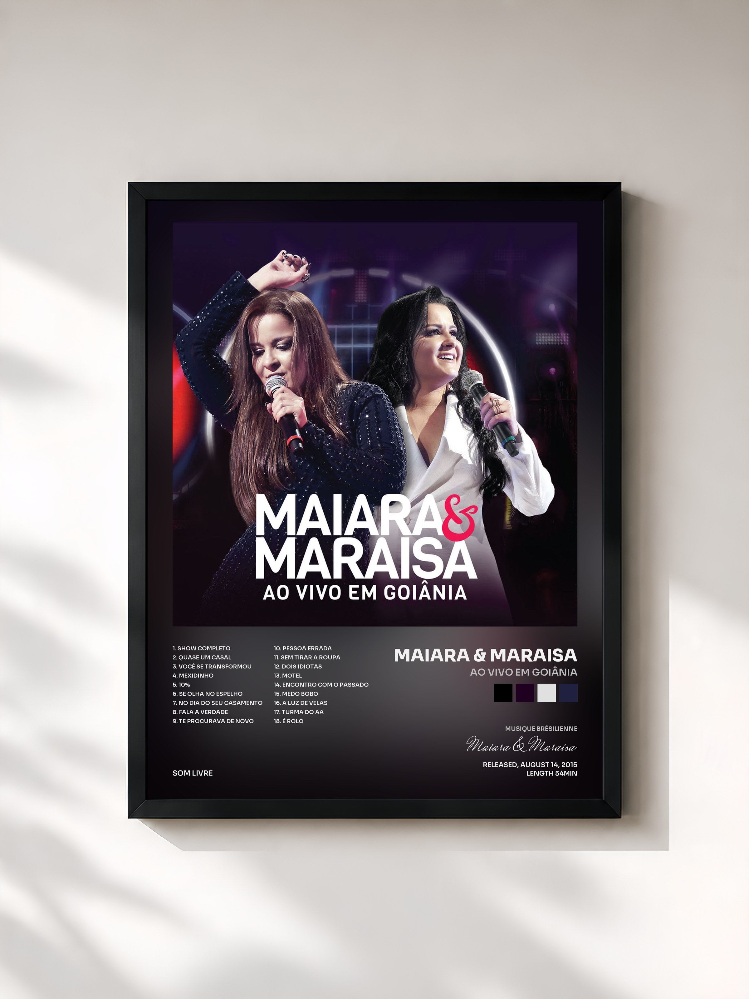 #noir Tableau de l'album Ao Vivo Em Goiânia de Maiara & Maraisa, cadre noir, imprimé et encadré en France