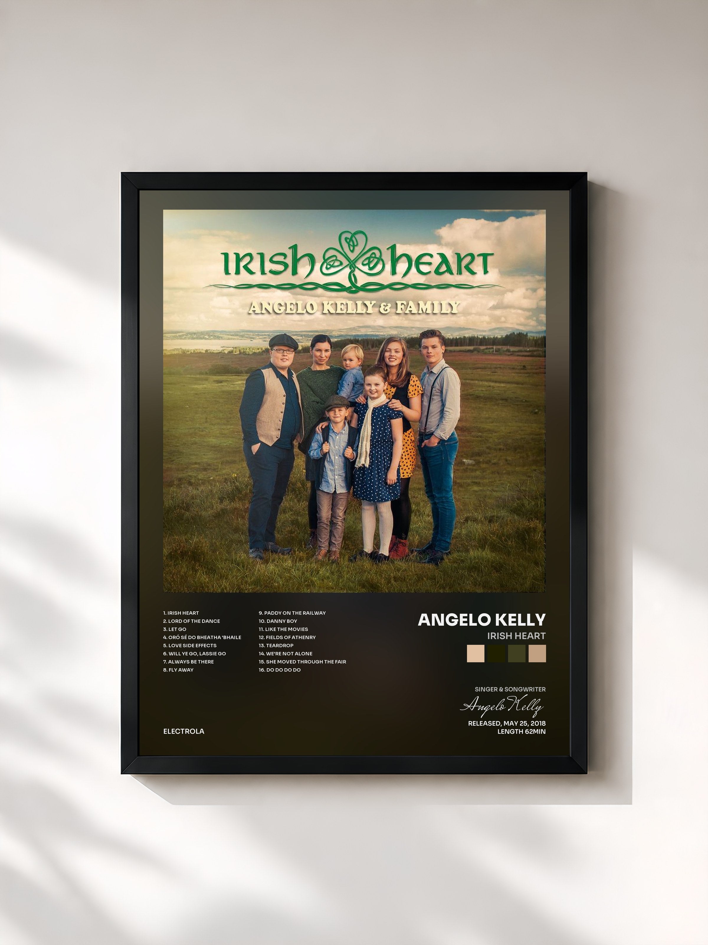 #noir Tableau de l'album Irish Heart de Angelo Kelly, cadre noir, imprimé et encadré en France
