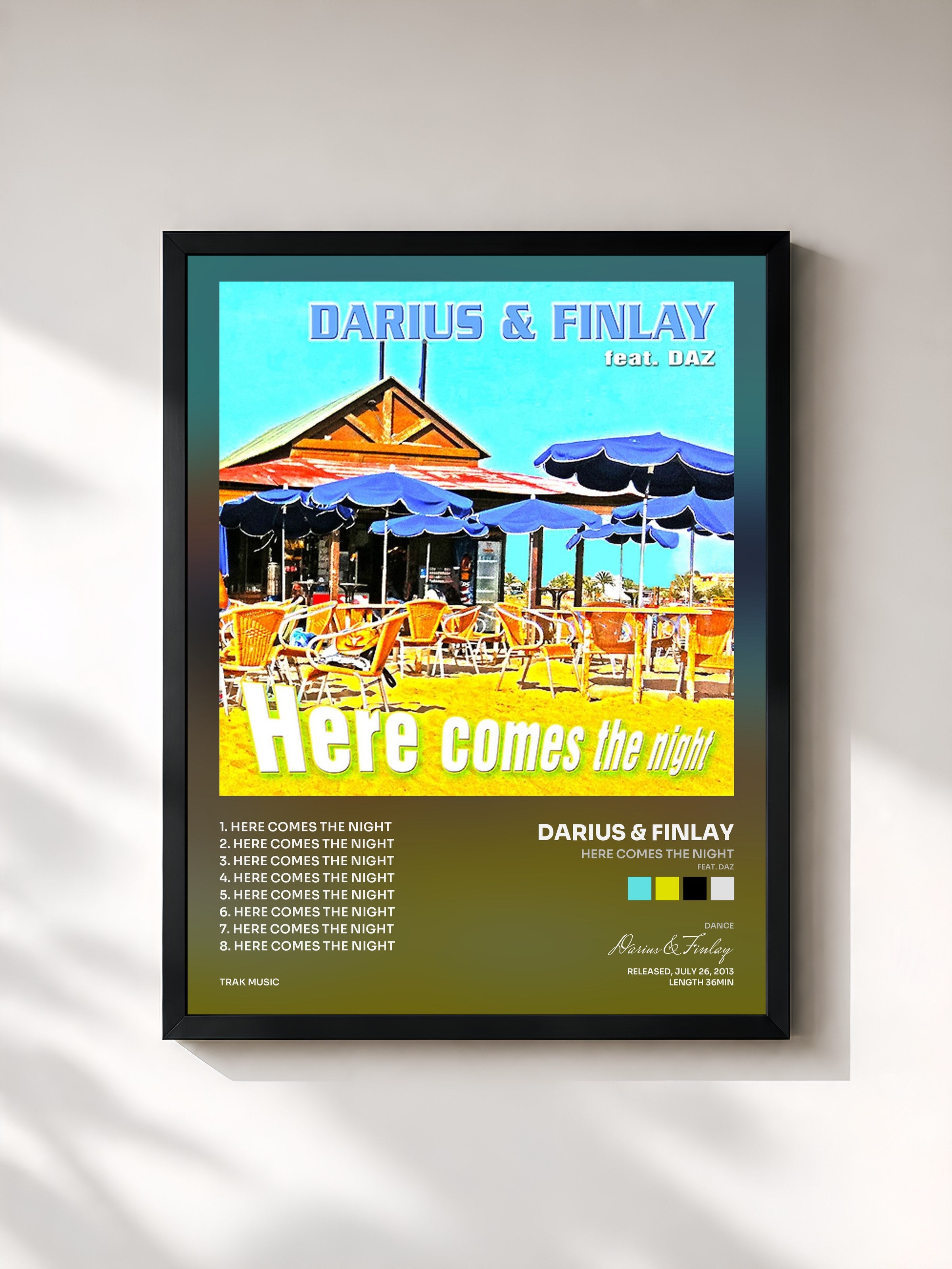 #noir Tableau de l'album Here Comes the Night (feat. Daz) de Darius & Finlay, cadre noir, imprimé et encadré en France