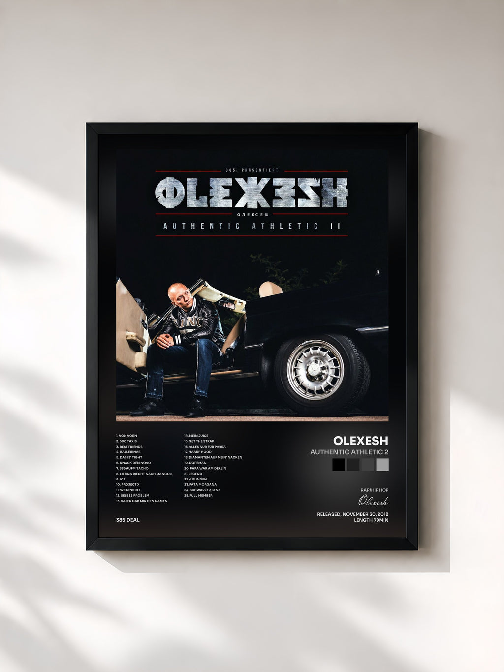 #noir Tableau de l'album Authentic Athletic 2 de Olexesh, cadre noir, imprimé et encadré en France