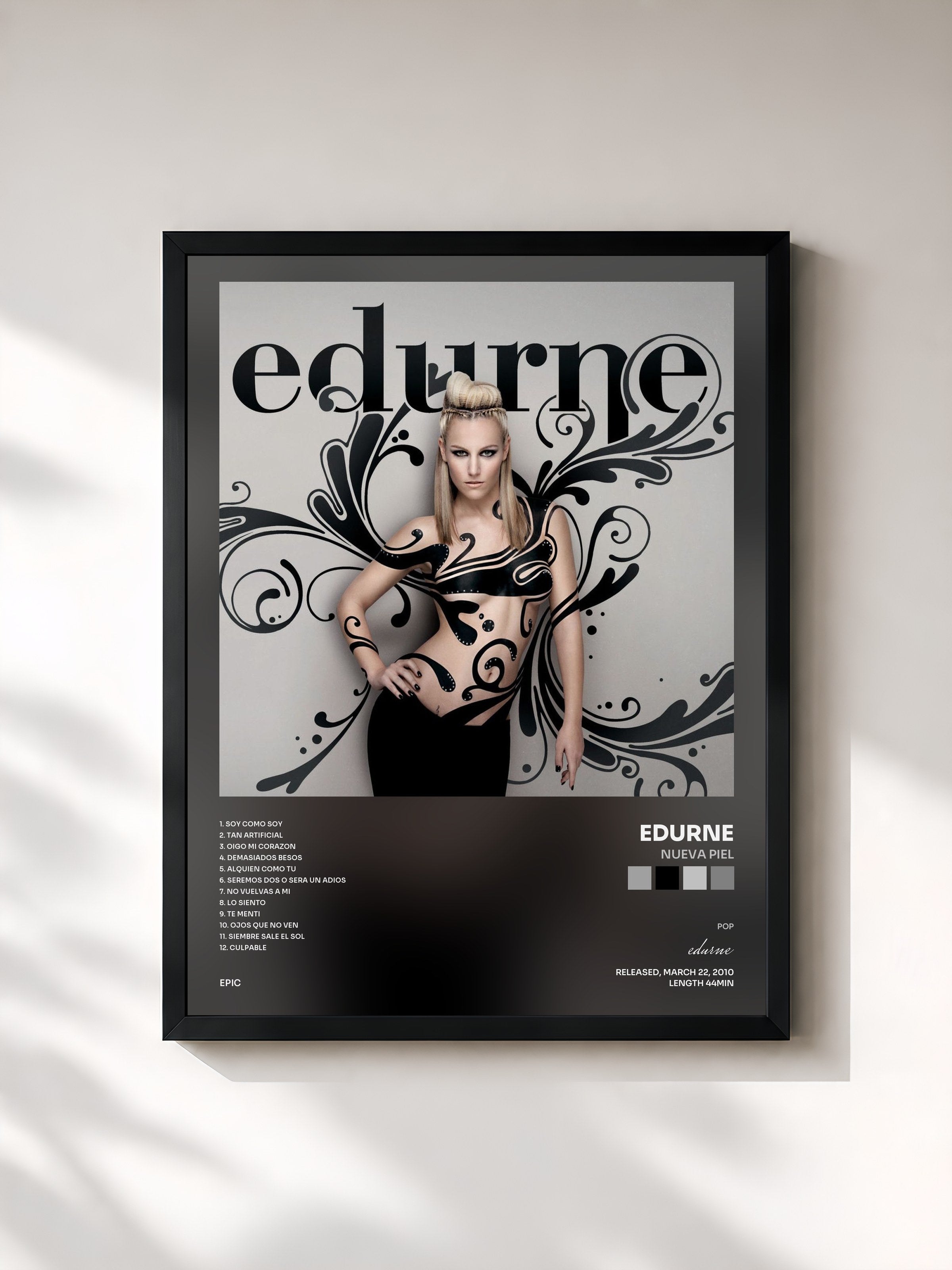 #noir Tableau de l'album Nueva Piel de edurne, cadre noir, imprimé et encadré en France