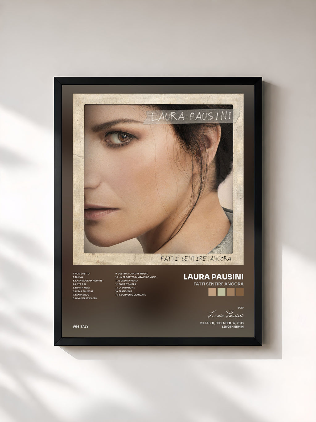 #noir Tableau de l'album Fatti sentire ancora de Laura Pausini, cadre noir, imprimé et encadré en France