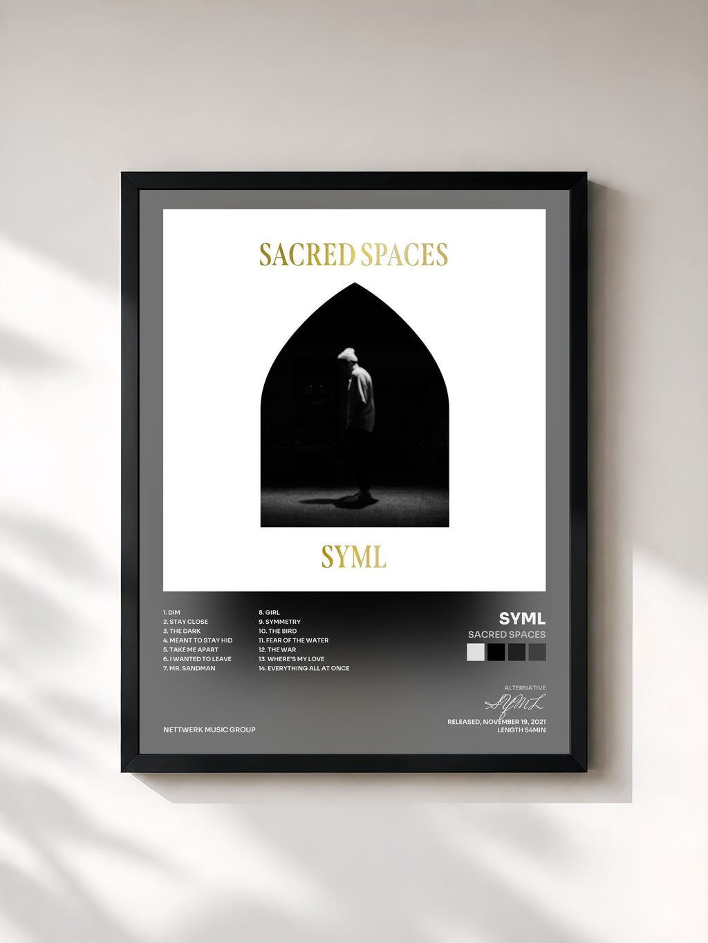 #noir Tableau de l'album Sacred Spaces de SYML, cadre noir, imprimé et encadré en France