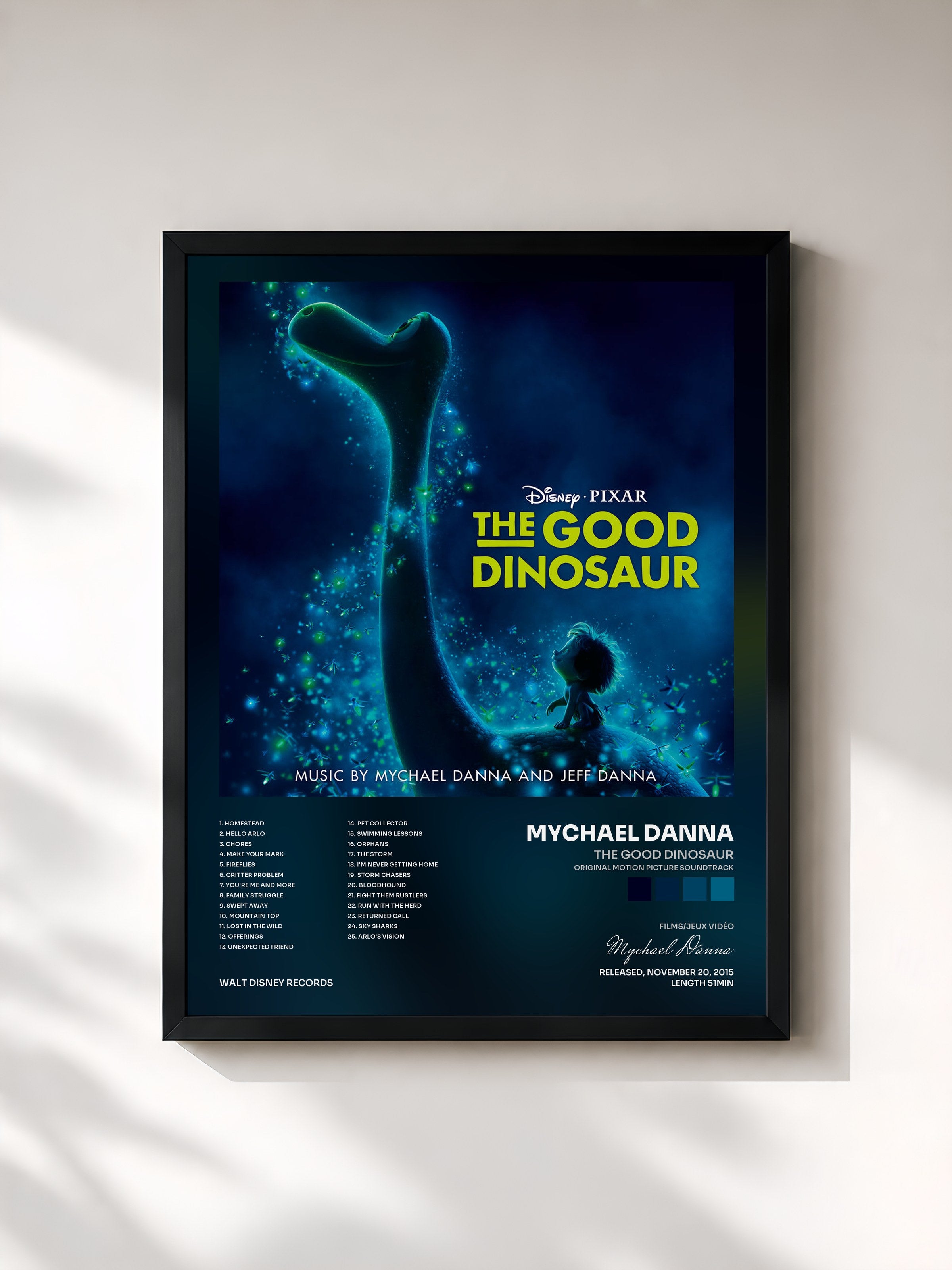 #noir Tableau de l'album The Good Dinosaur (Original Motion Picture Soundtrack) de Mychael Danna, cadre noir, imprimé et encadré en France