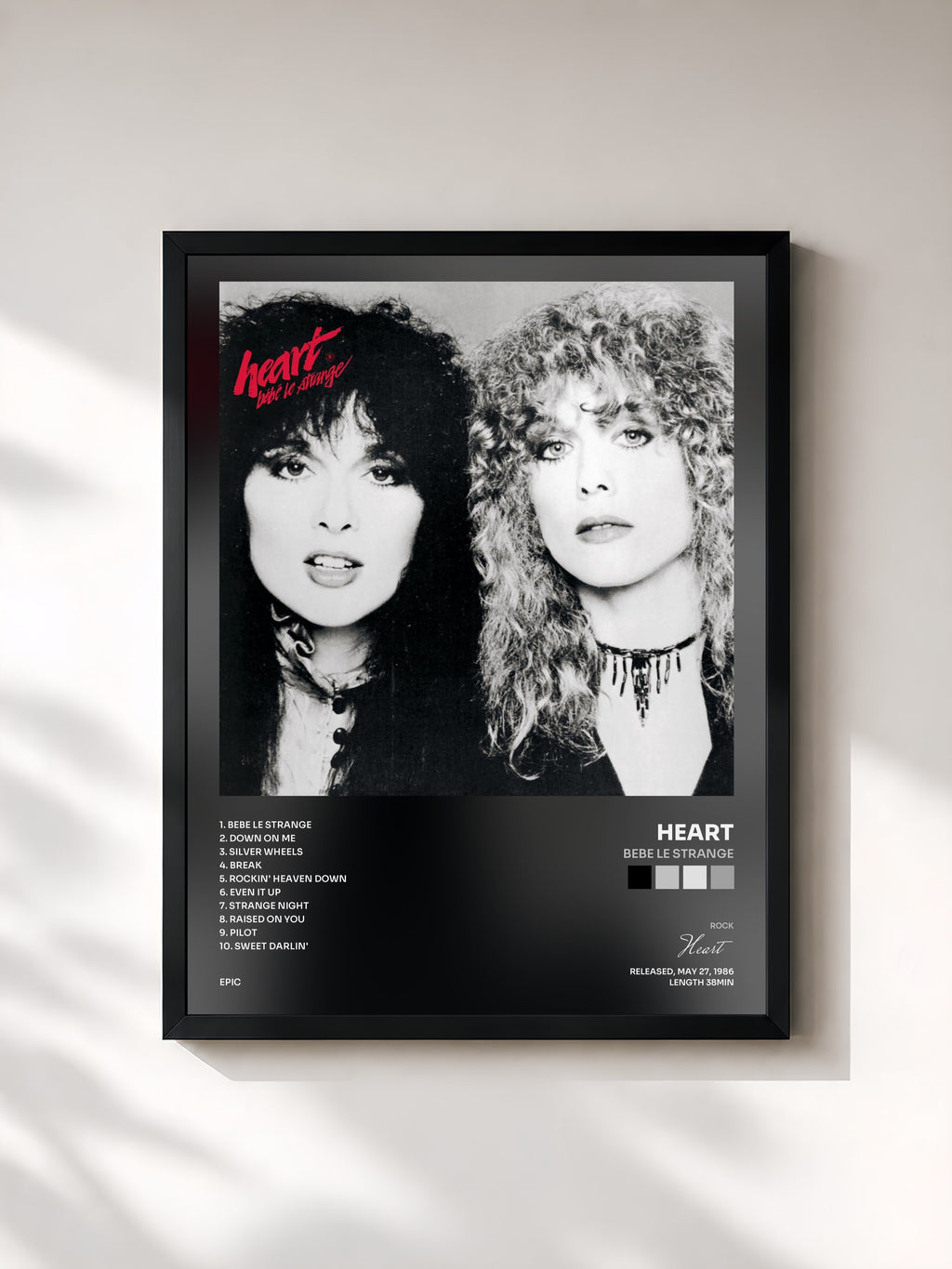 #noir Tableau de l'album Bebe Le Strange de Heart, cadre noir, imprimé et encadré en France
