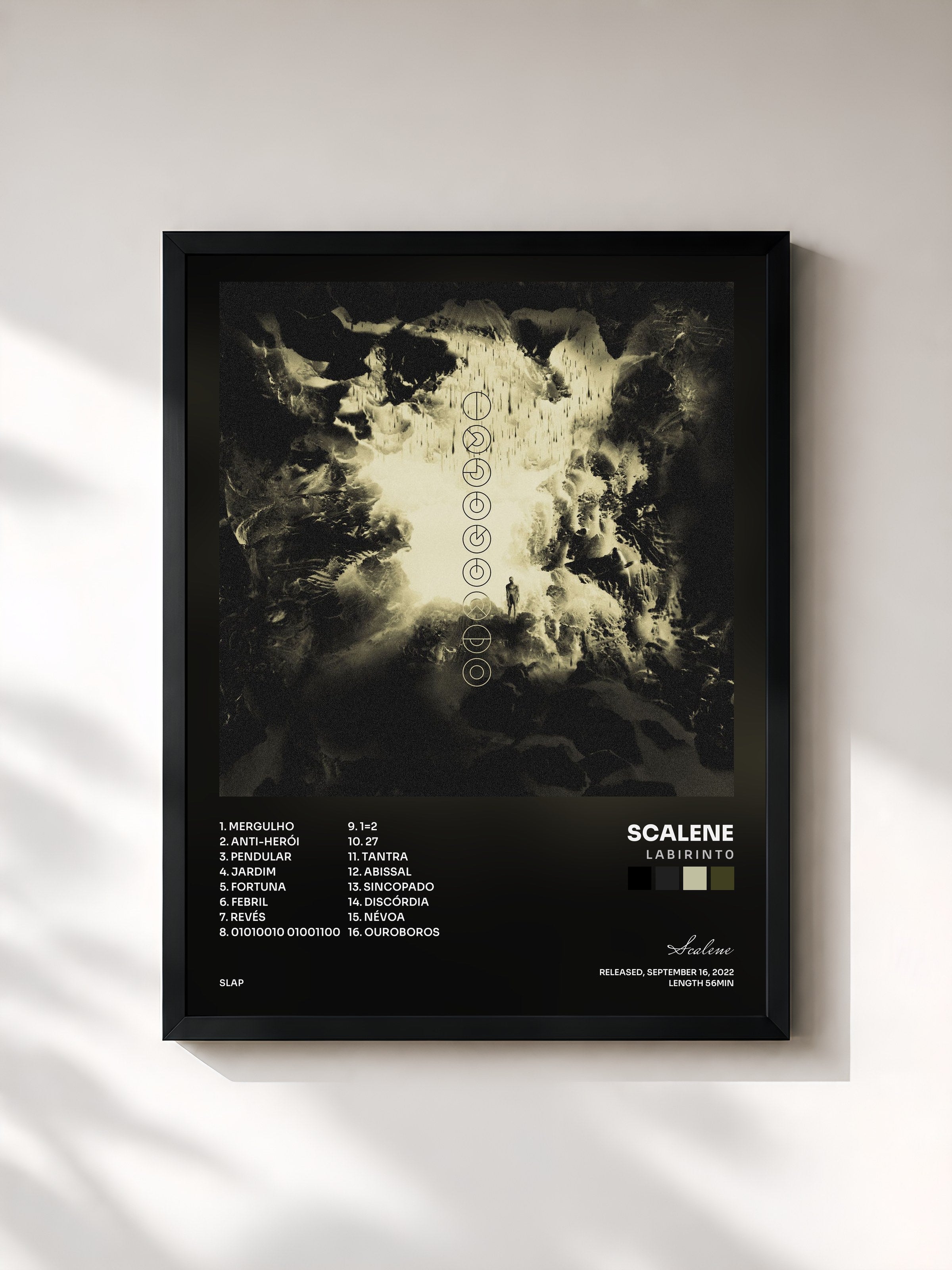 #noir Tableau de l'album L A B I R I N T 0 de Scalene, cadre noir, imprimé et encadré en France