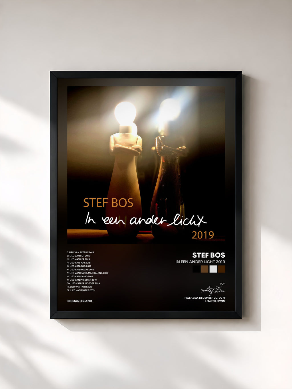 #noir Tableau de l'album In Een Ander Licht 2019 de Stef Bos, cadre noir, imprimé et encadré en France