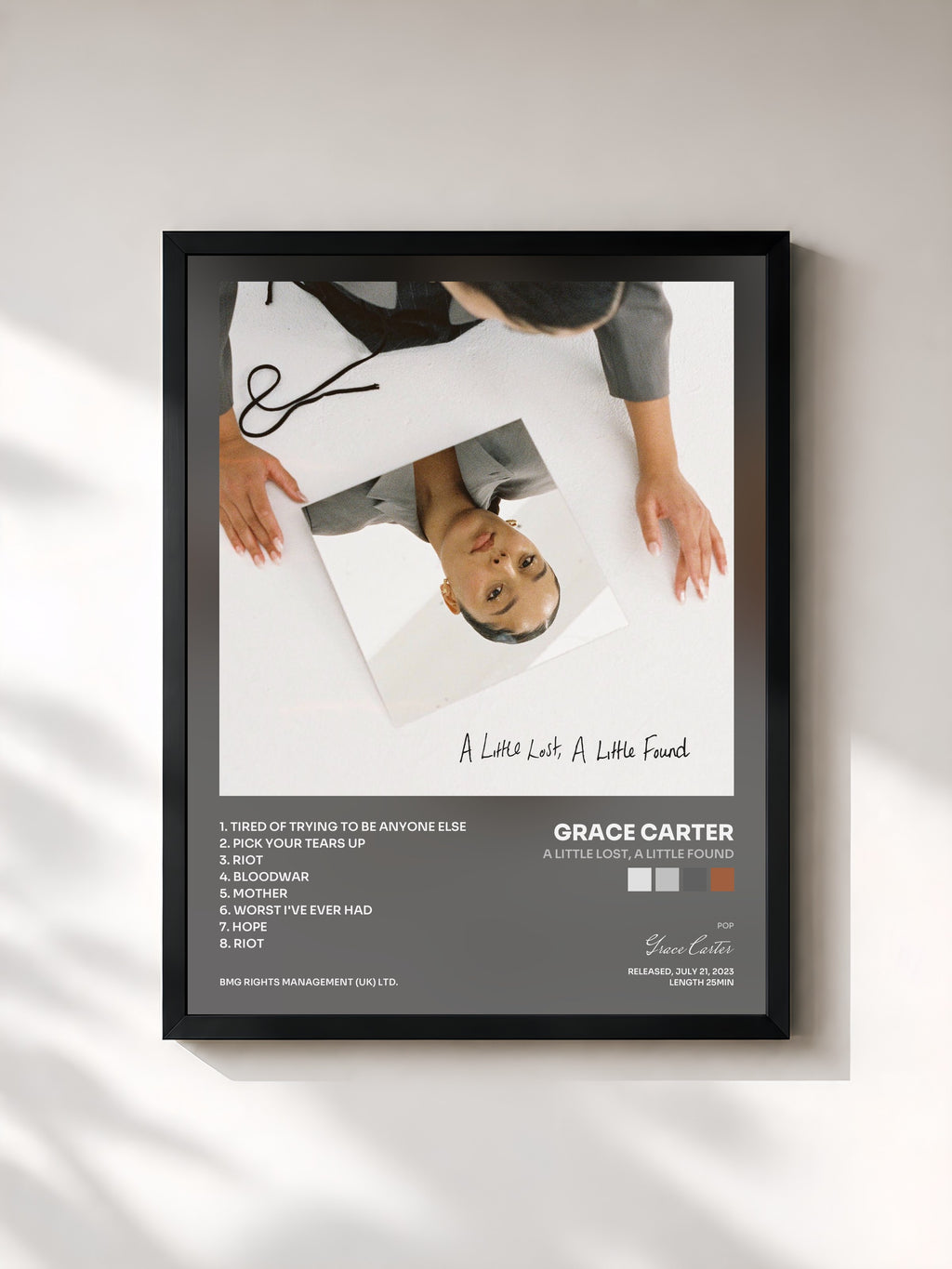 #noir Tableau de l'album A Little Lost, A Little Found de Grace Carter, cadre noir, imprimé et encadré en France