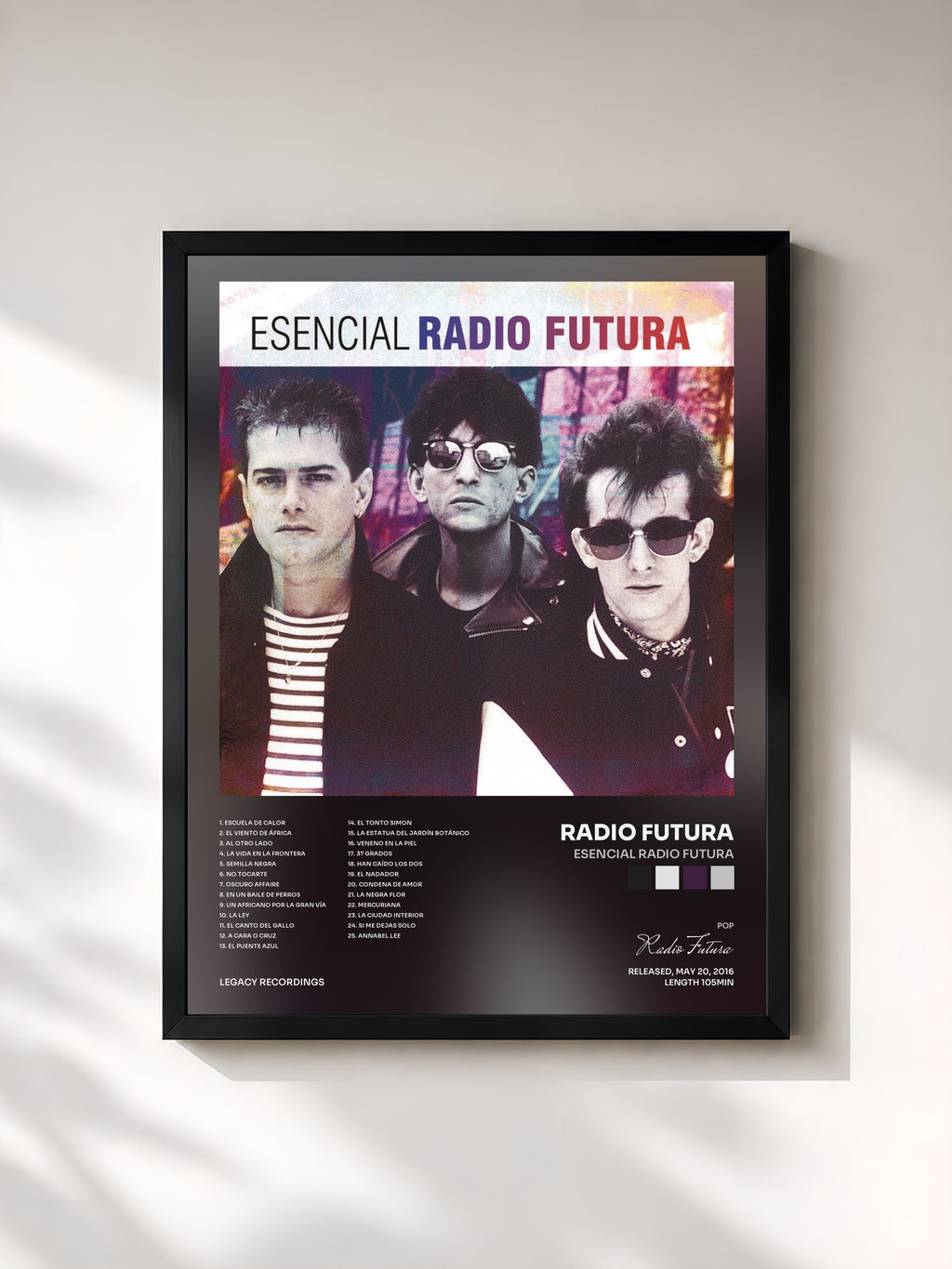 #noir Tableau de l'album Esencial Radio Futura de Radio Futura, cadre noir, imprimé et encadré en France