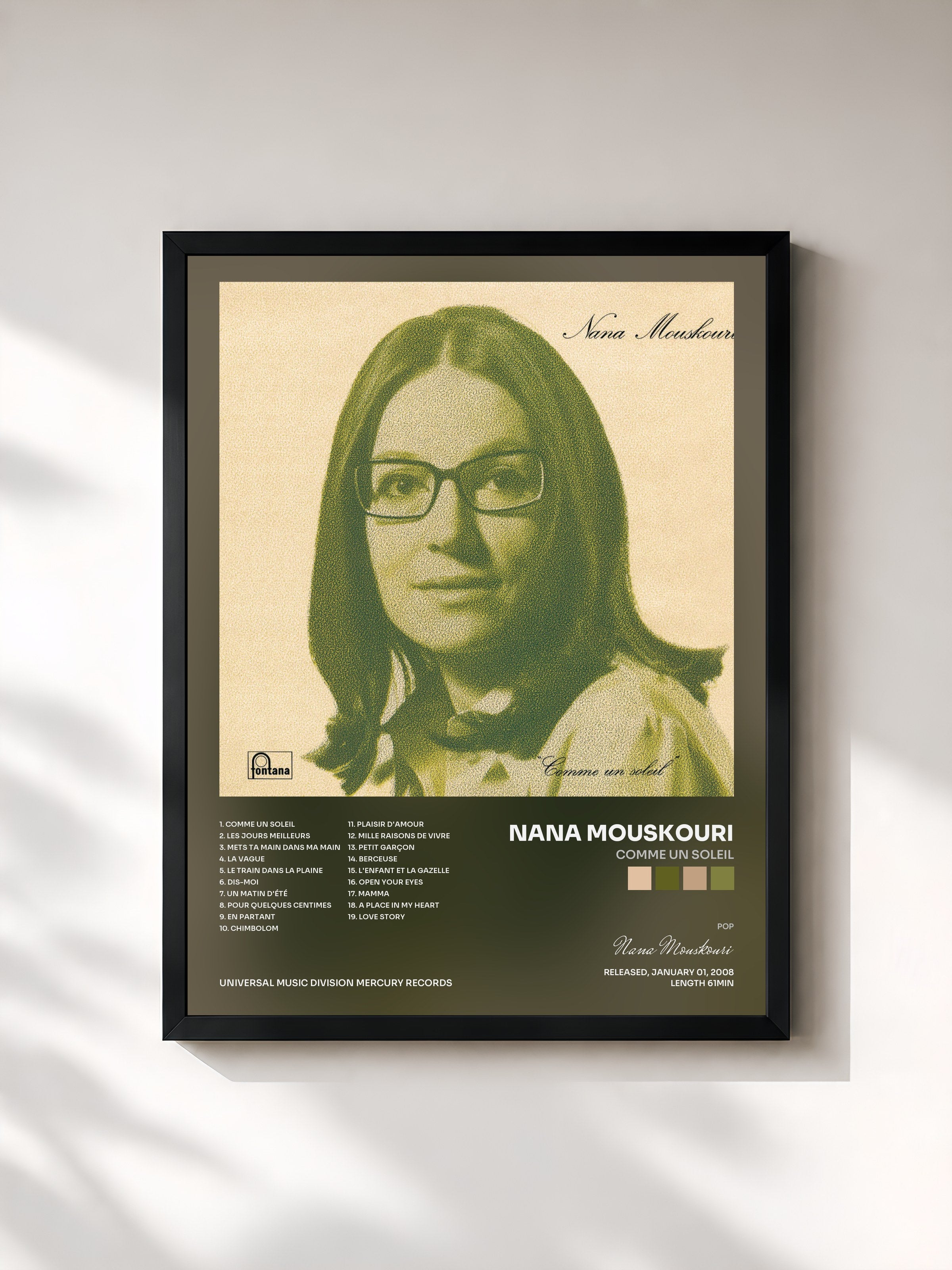 #noir Tableau de l'album Comme Un Soleil de Nana Mouskouri, cadre noir, imprimé et encadré en France