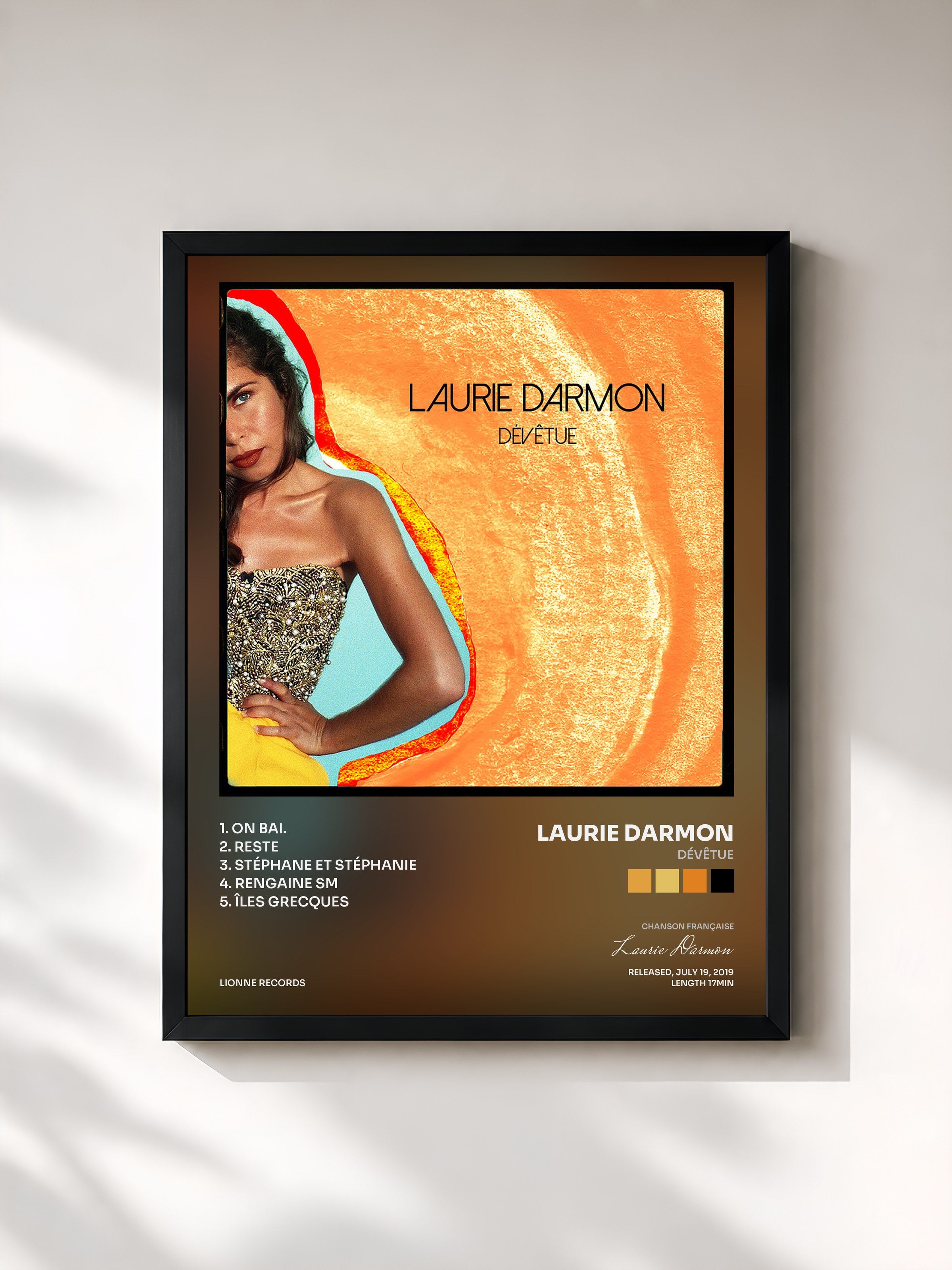 #noir Tableau de l'album Dévêtue de Laurie Darmon, cadre noir, imprimé et encadré en France