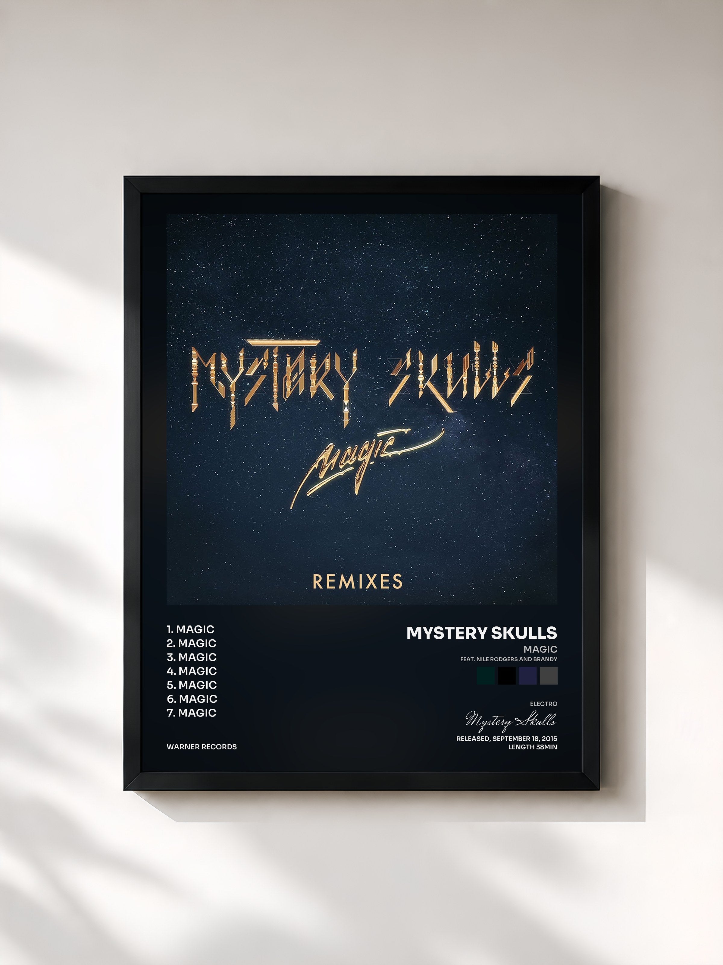 #noir Tableau de l'album Magic (feat. Nile Rodgers and Brandy) [Remixes] de Mystery Skulls, cadre noir, imprimé et encadré en France