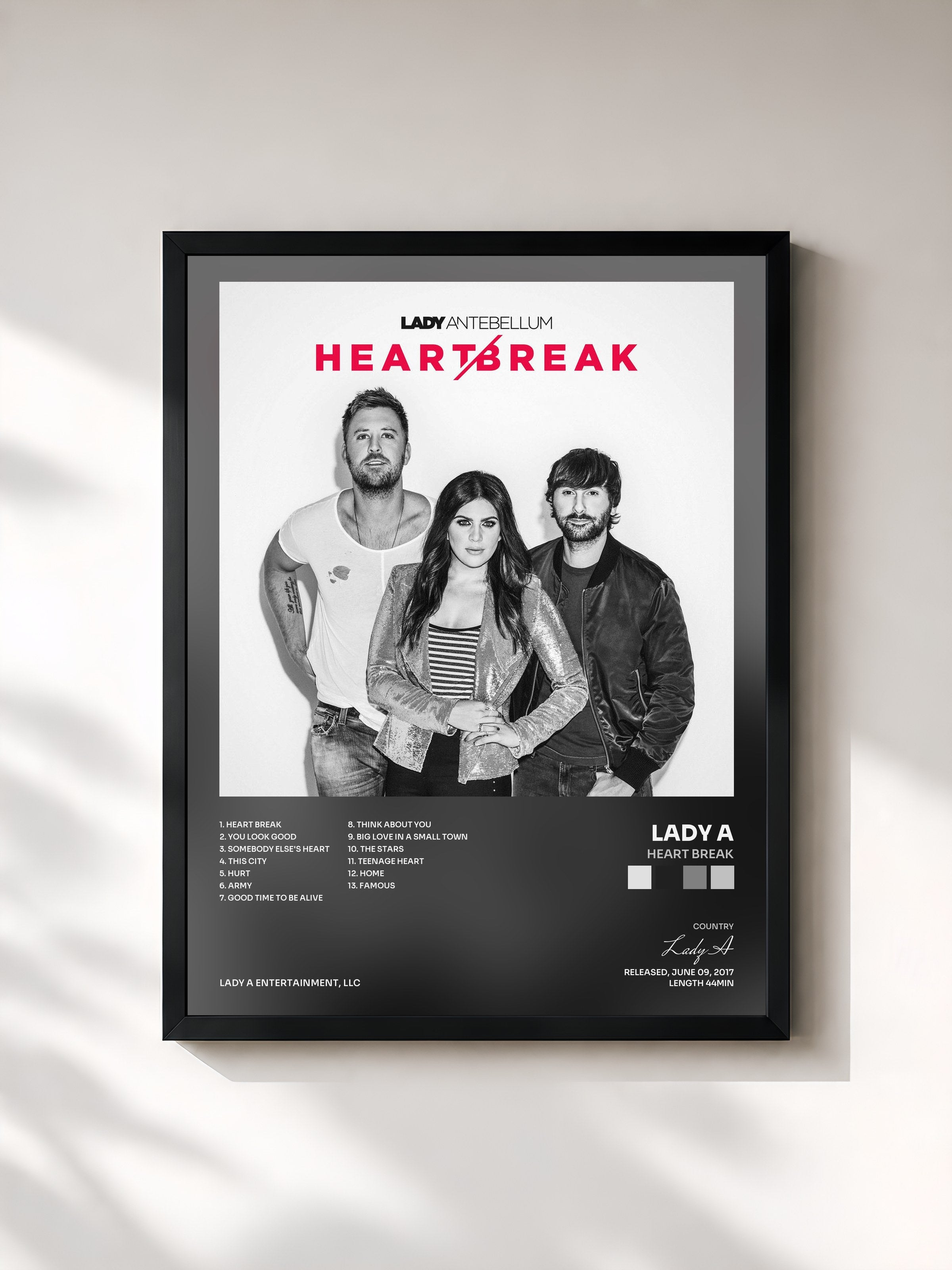 #noir Tableau de l'album Heart Break de Lady A, cadre noir, imprimé et encadré en France