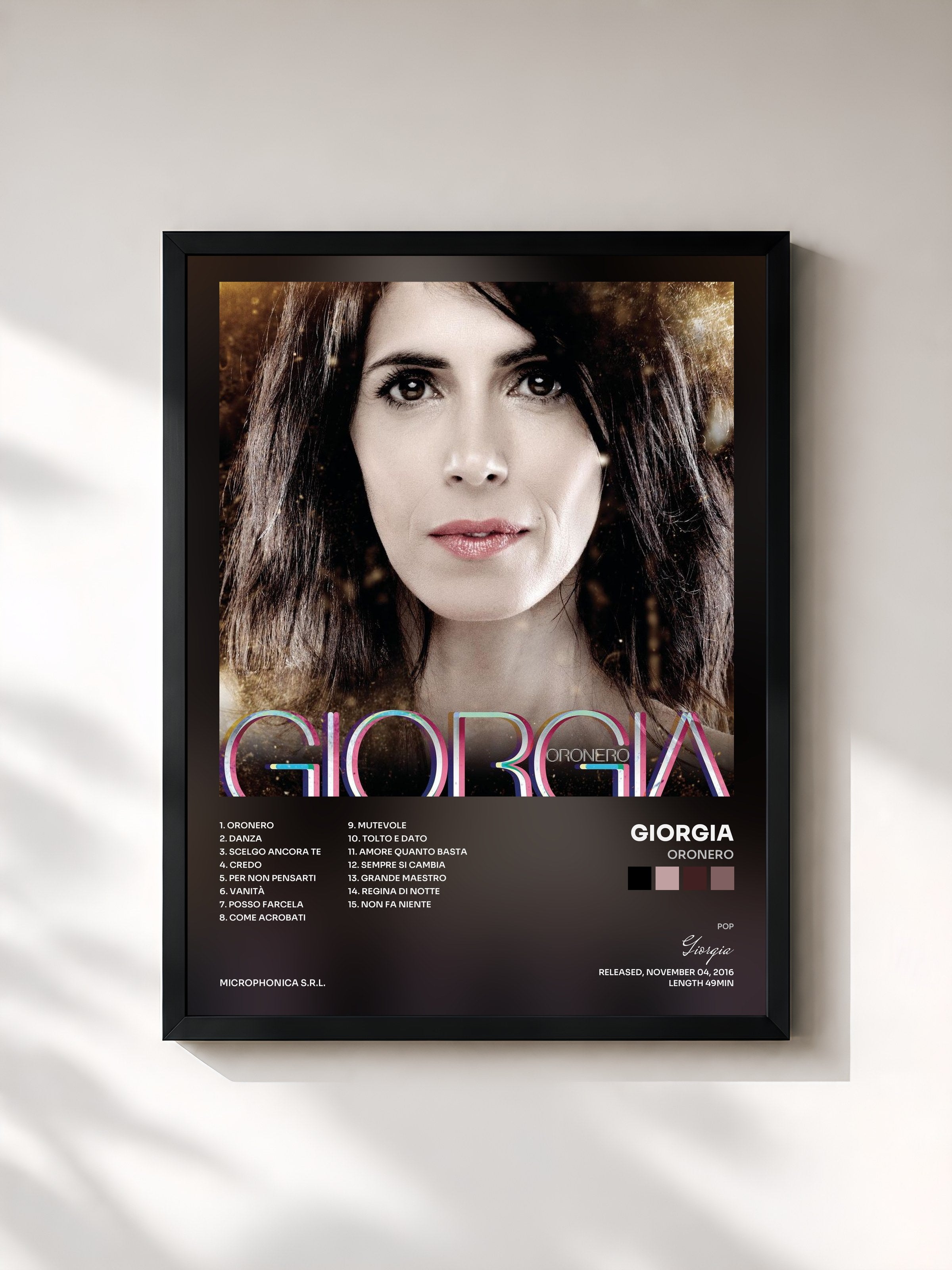 #noir Tableau de l'album Oronero de Giorgia, cadre noir, imprimé et encadré en France