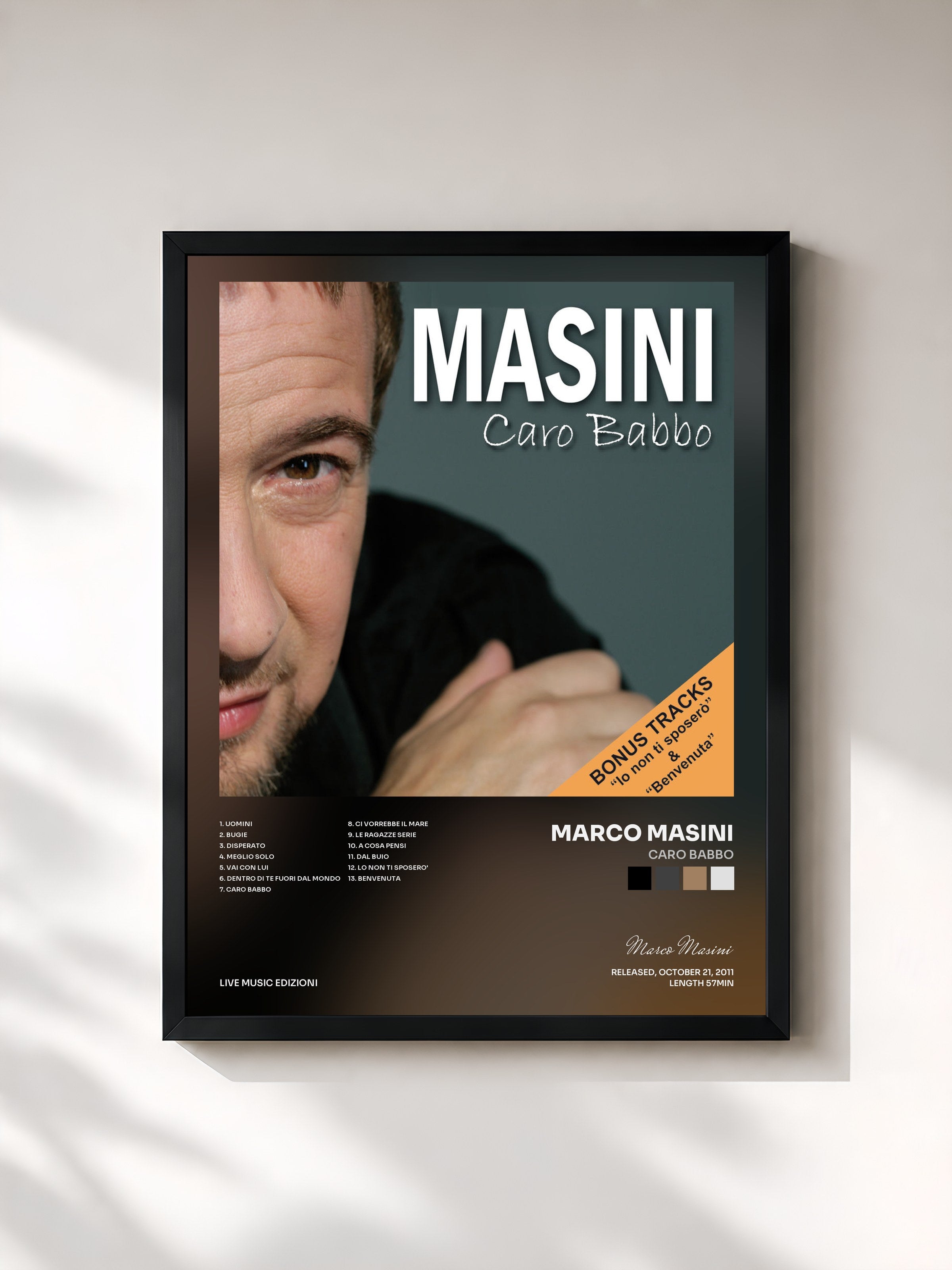 #noir Tableau de l'album Caro Babbo de Marco Masini, cadre noir, imprimé et encadré en France