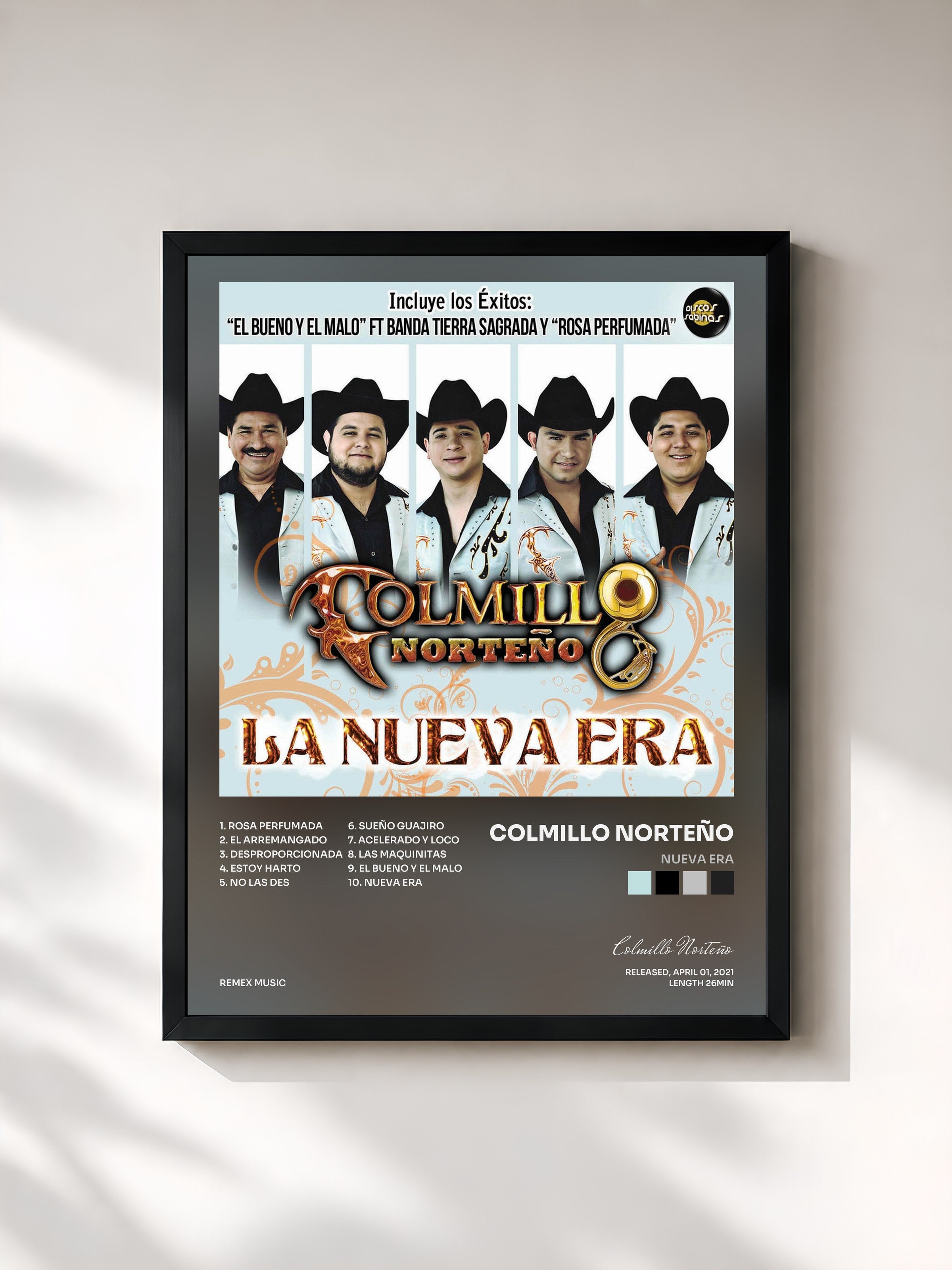 #noir Tableau de l'album Nueva Era de Colmillo Norteño, cadre noir, imprimé et encadré en France