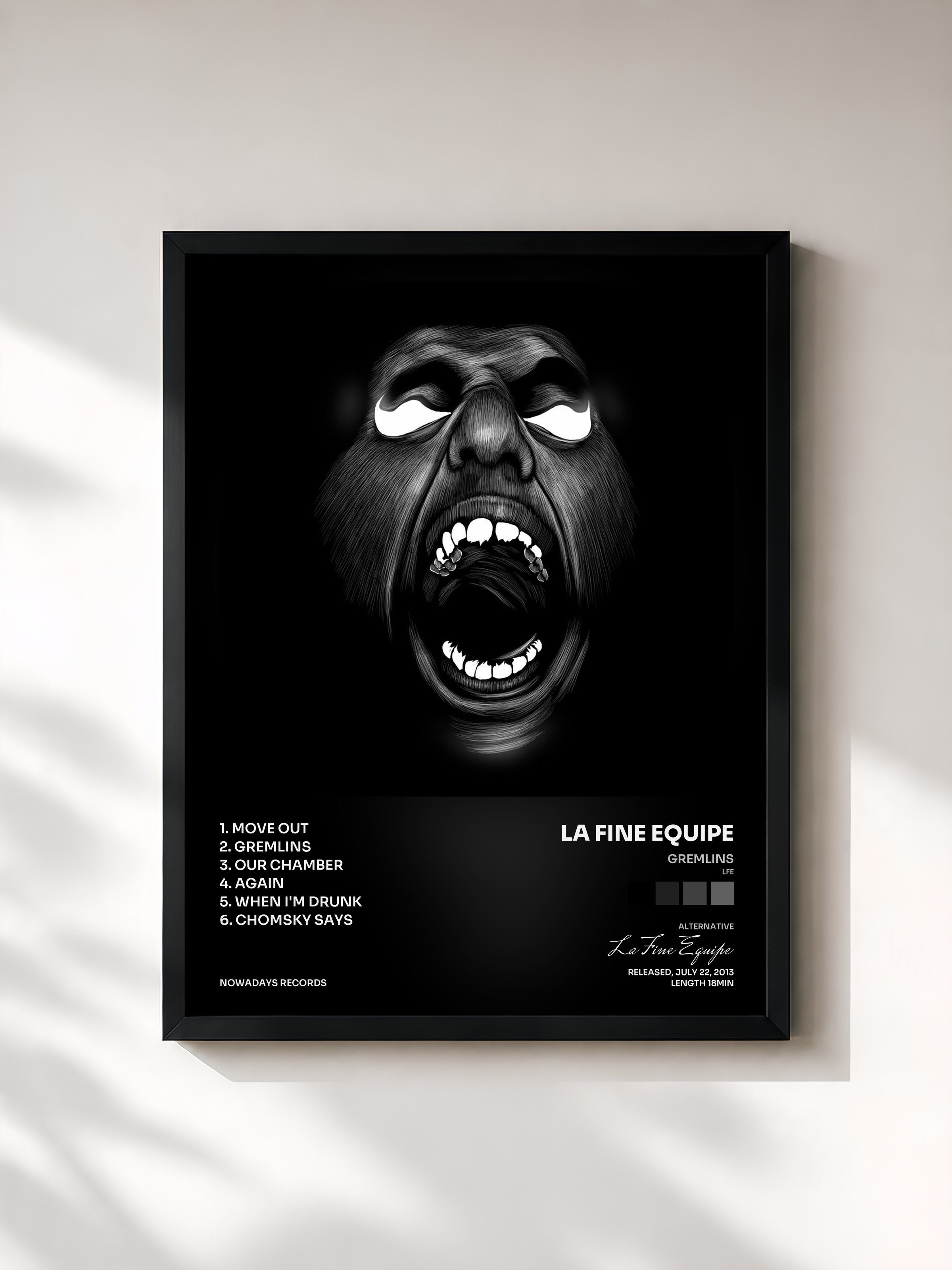#noir Tableau de l'album Gremlins (Lfe) de La Fine Equipe, cadre noir, imprimé et encadré en France