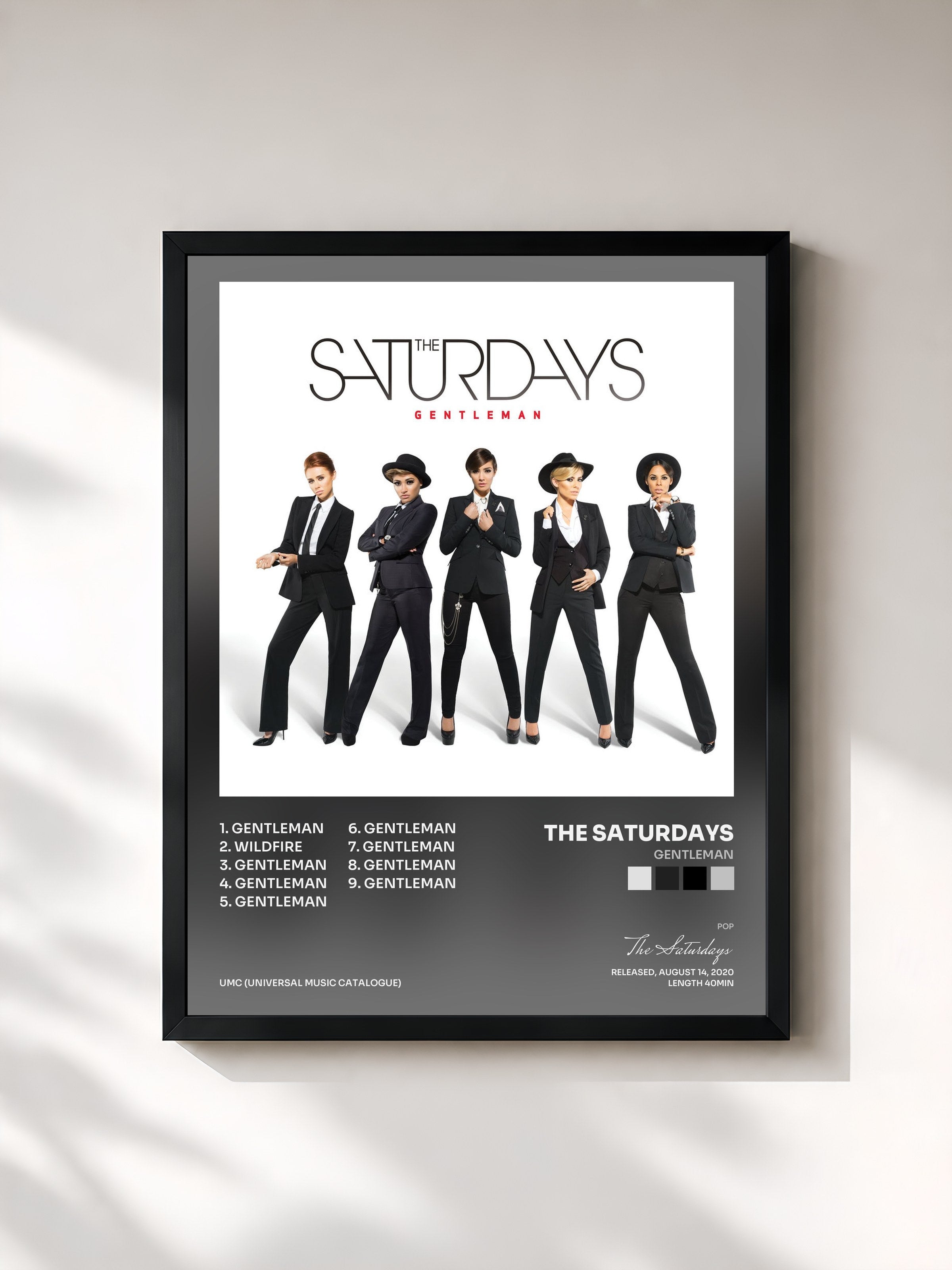 #noir Tableau de l'album Gentleman de The Saturdays, cadre noir, imprimé et encadré en France