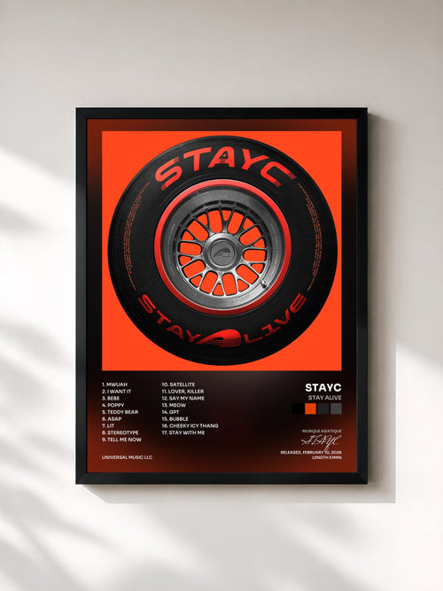STAYC · STAY ALIVE — Affiche encadrée