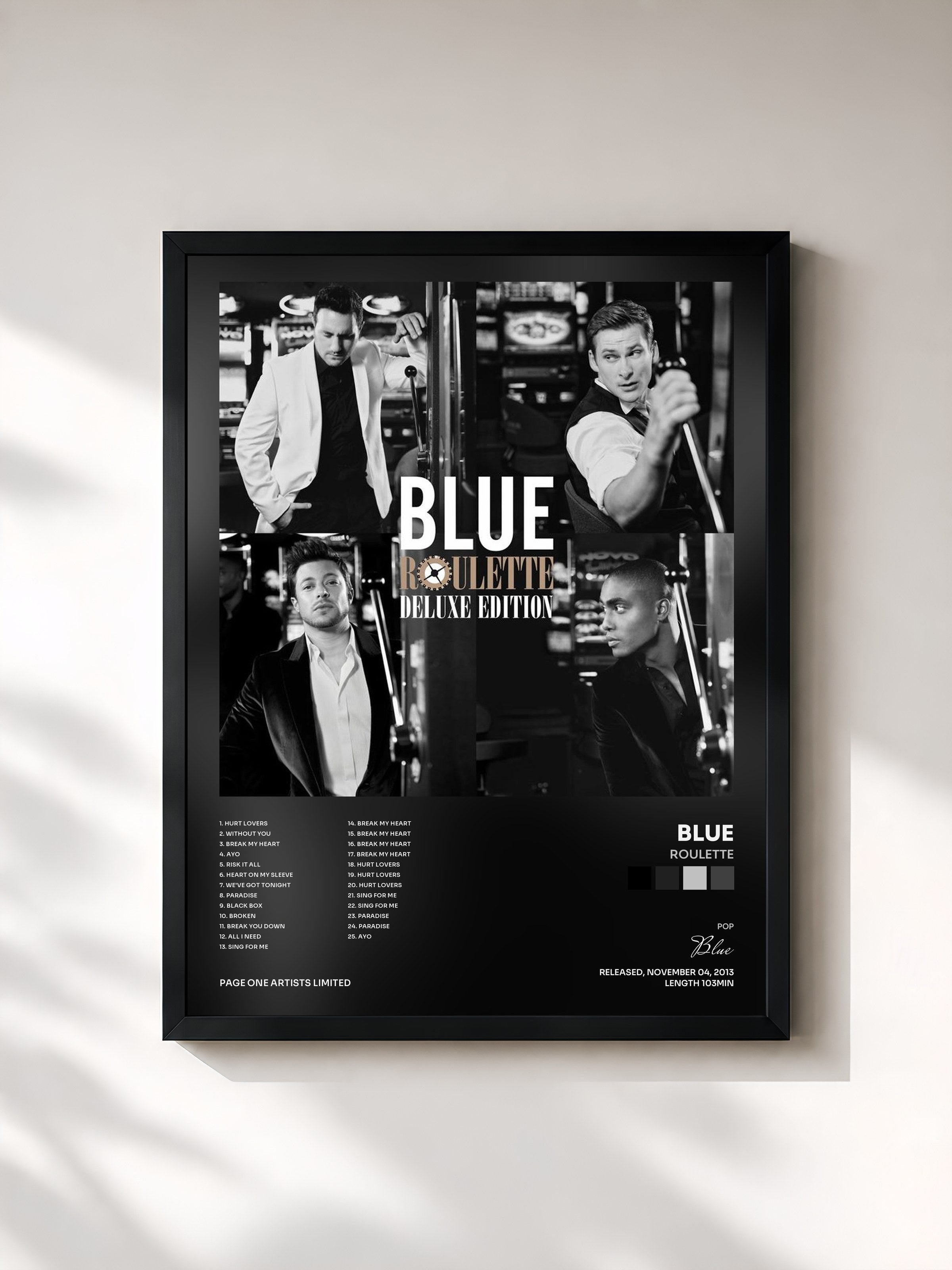 #noir Tableau de l'album Roulette de Blue, cadre noir, imprimé et encadré en France
