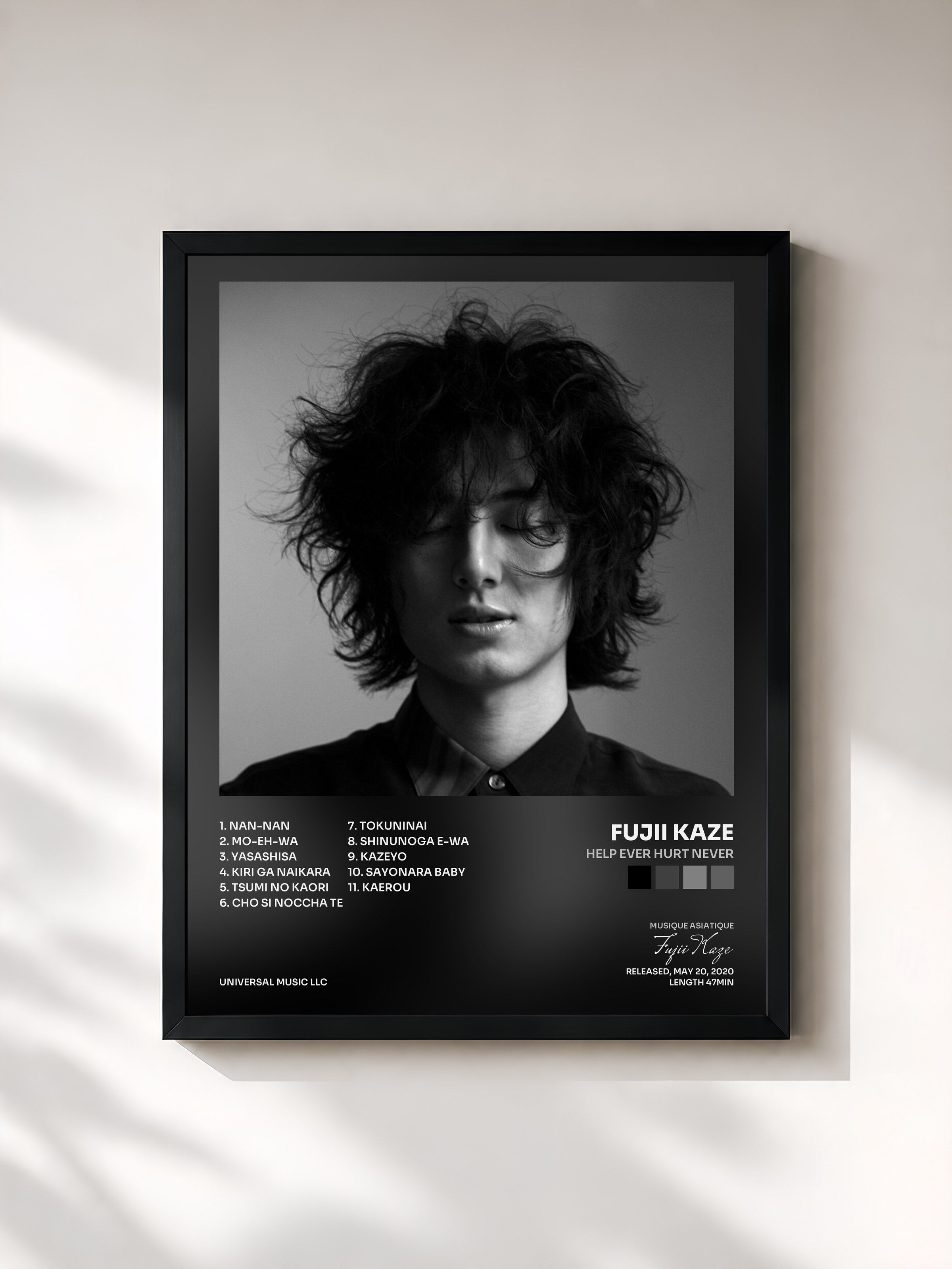 #noir Tableau de l'album HELP EVER HURT NEVER de Fujii Kaze, cadre noir, imprimé et encadré en France