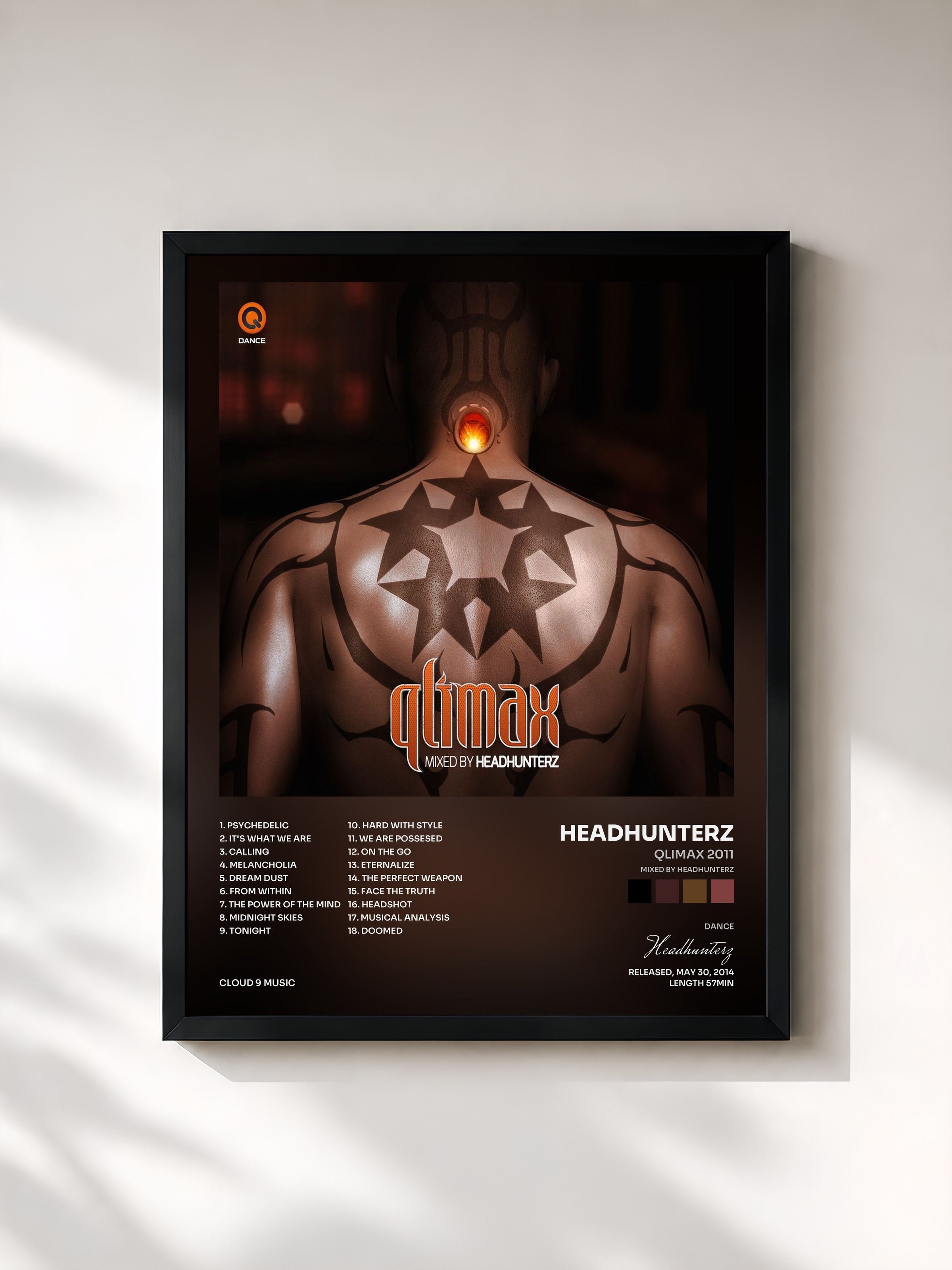 #noir Tableau de l'album Qlimax 2011 (Mixed by Headhunterz) de Headhunterz, cadre noir, imprimé et encadré en France