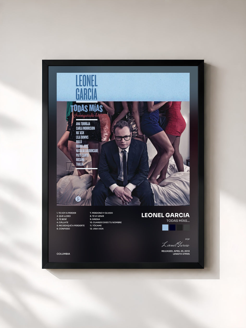 #noir Tableau de l'album Todas Mías... de Leonel Garcia, cadre noir, imprimé et encadré en France