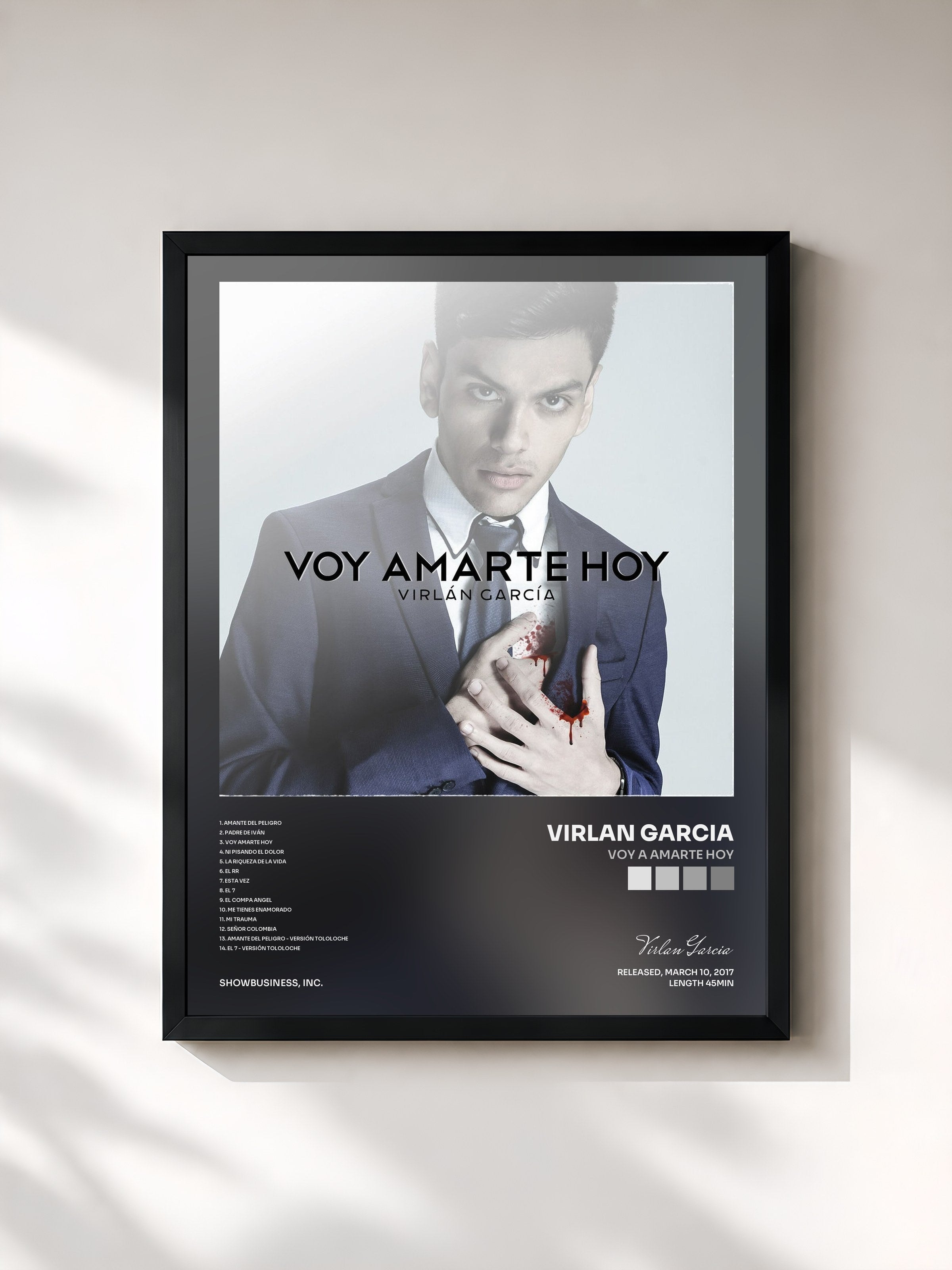 #noir Tableau de l'album Voy a Amarte Hoy de Virlan Garcia, cadre noir, imprimé et encadré en France