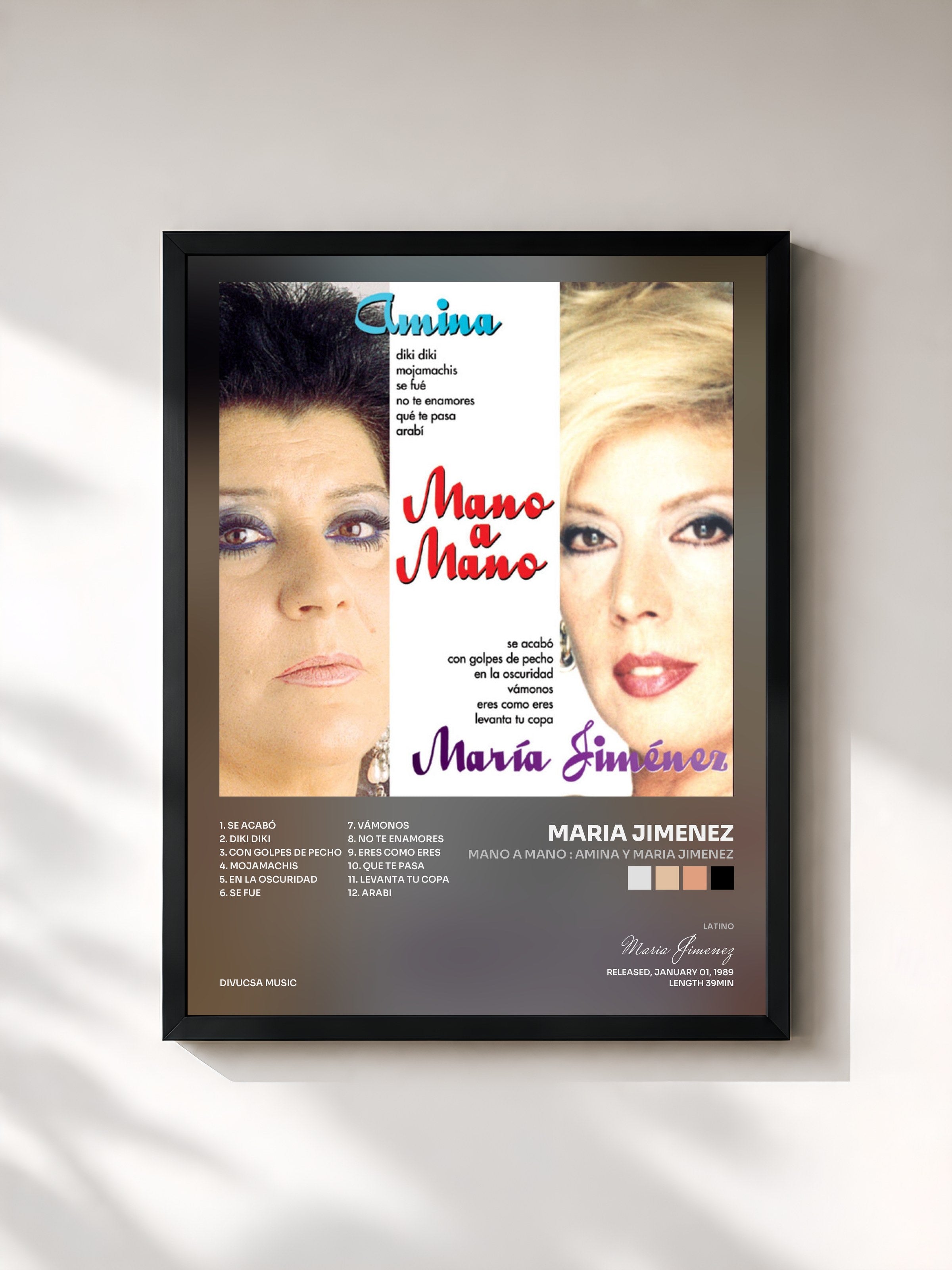 #noir Tableau de l'album Mano a Mano : Amina y Maria Jimenez de Maria Jimenez, cadre noir, imprimé et encadré en France