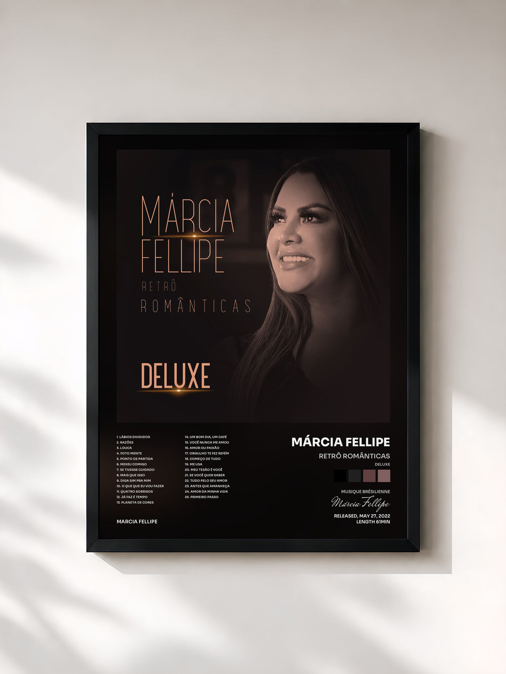 #noir Tableau de l'album Retrô Românticas (DELUXE) de Márcia Fellipe, cadre noir, imprimé et encadré en France