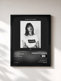 #noir Main Girl - EP von Charlotte Cardin als gerahmter Kunstdruck, schwarzer Rahmen, gedruckt und gerahmt in Frankreich