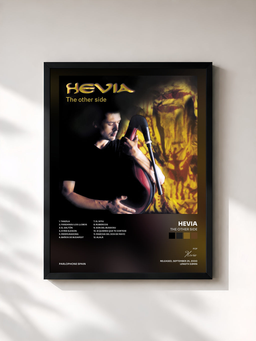 #noir Tableau de l'album The Other Side de Hevia, cadre noir, imprimé et encadré en France