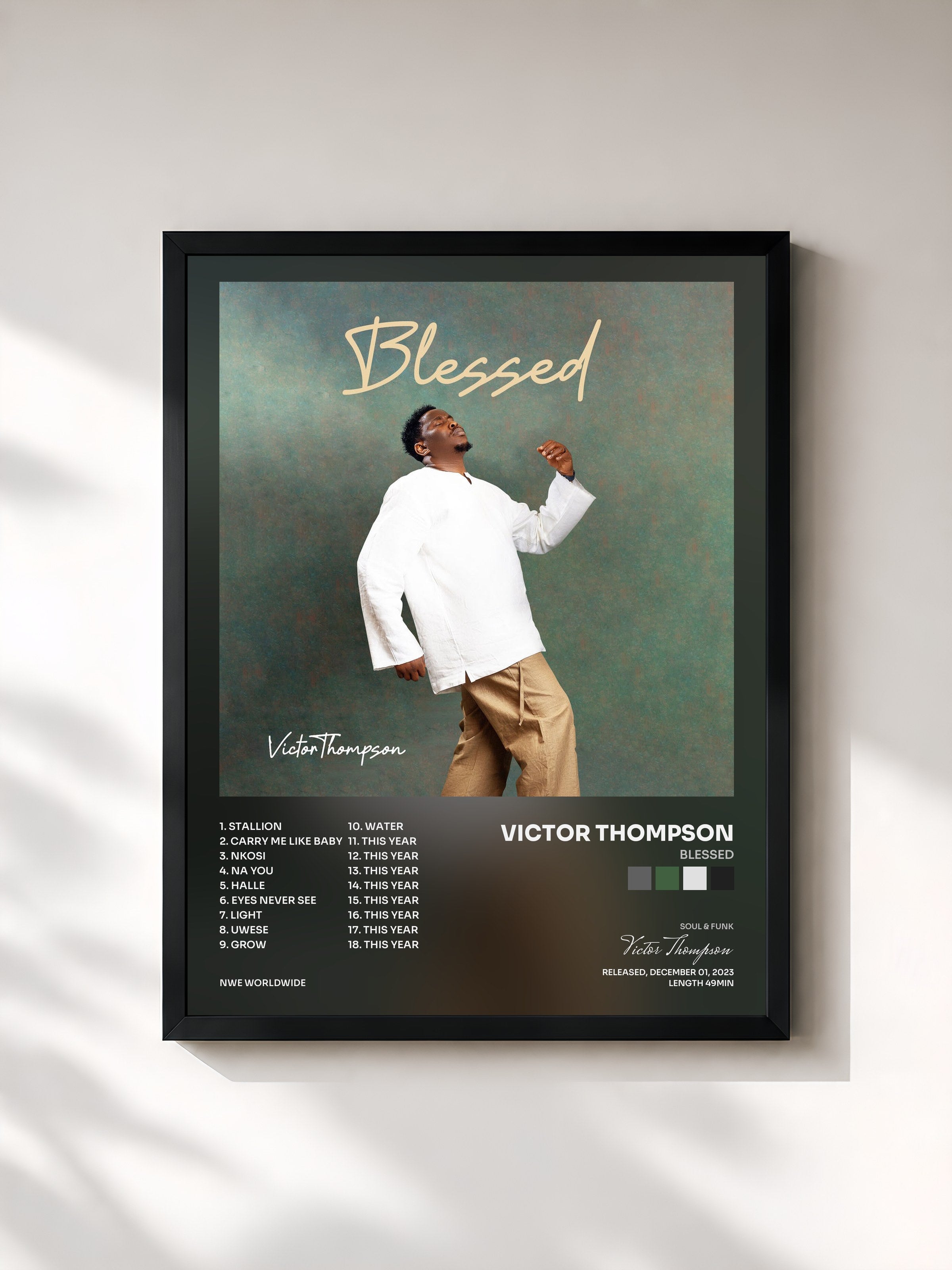 #noir Tableau de l'album Blessed de Victor Thompson, cadre noir, imprimé et encadré en France