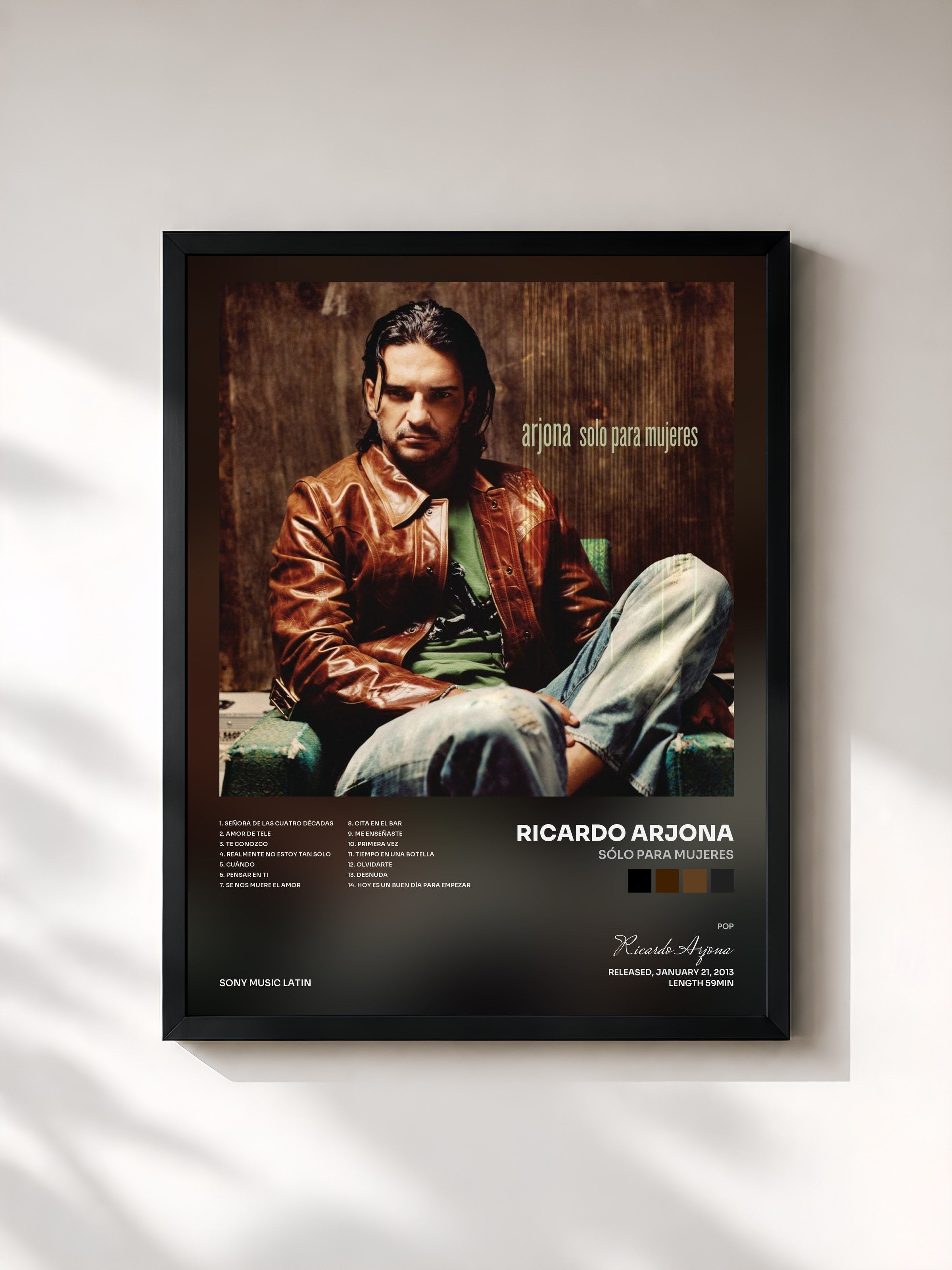 #noir Tableau de l'album Sólo Para Mujeres de Ricardo Arjona, cadre noir, imprimé et encadré en France