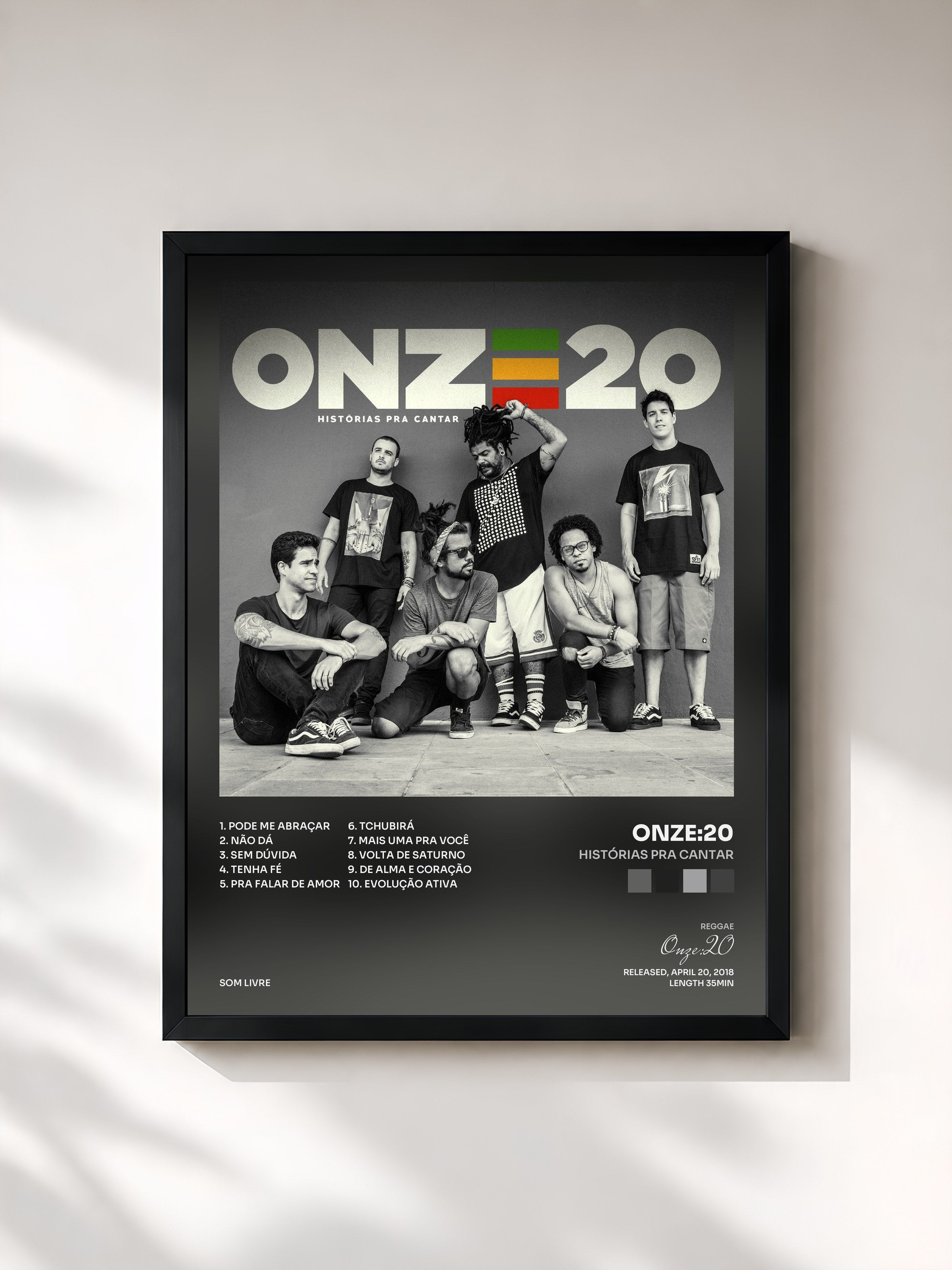 #noir Tableau de l'album Histórias Pra Cantar de Onze:20, cadre noir, imprimé et encadré en France