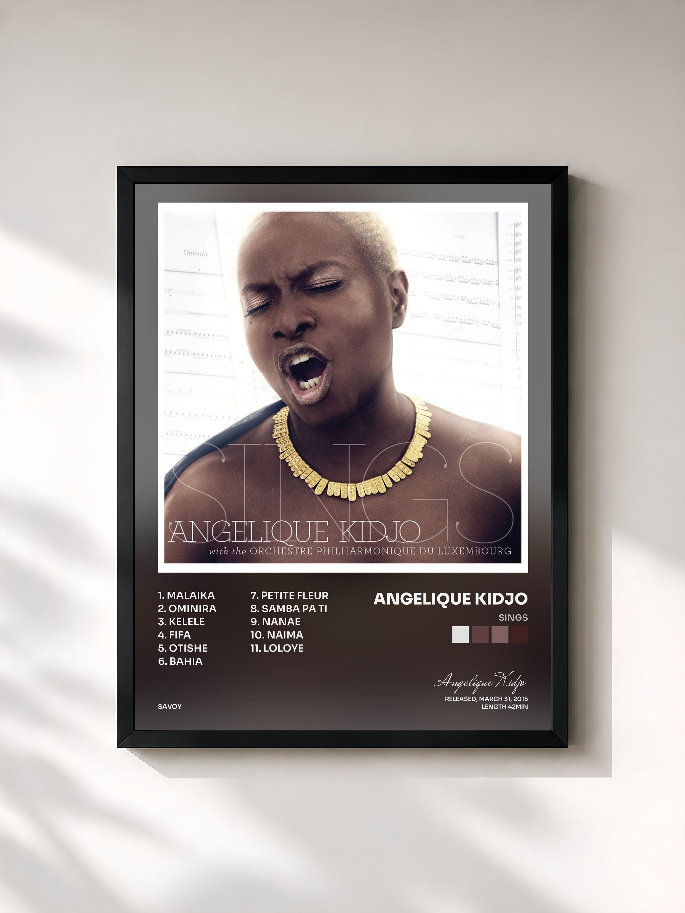 Angelique Kidjo · Sings