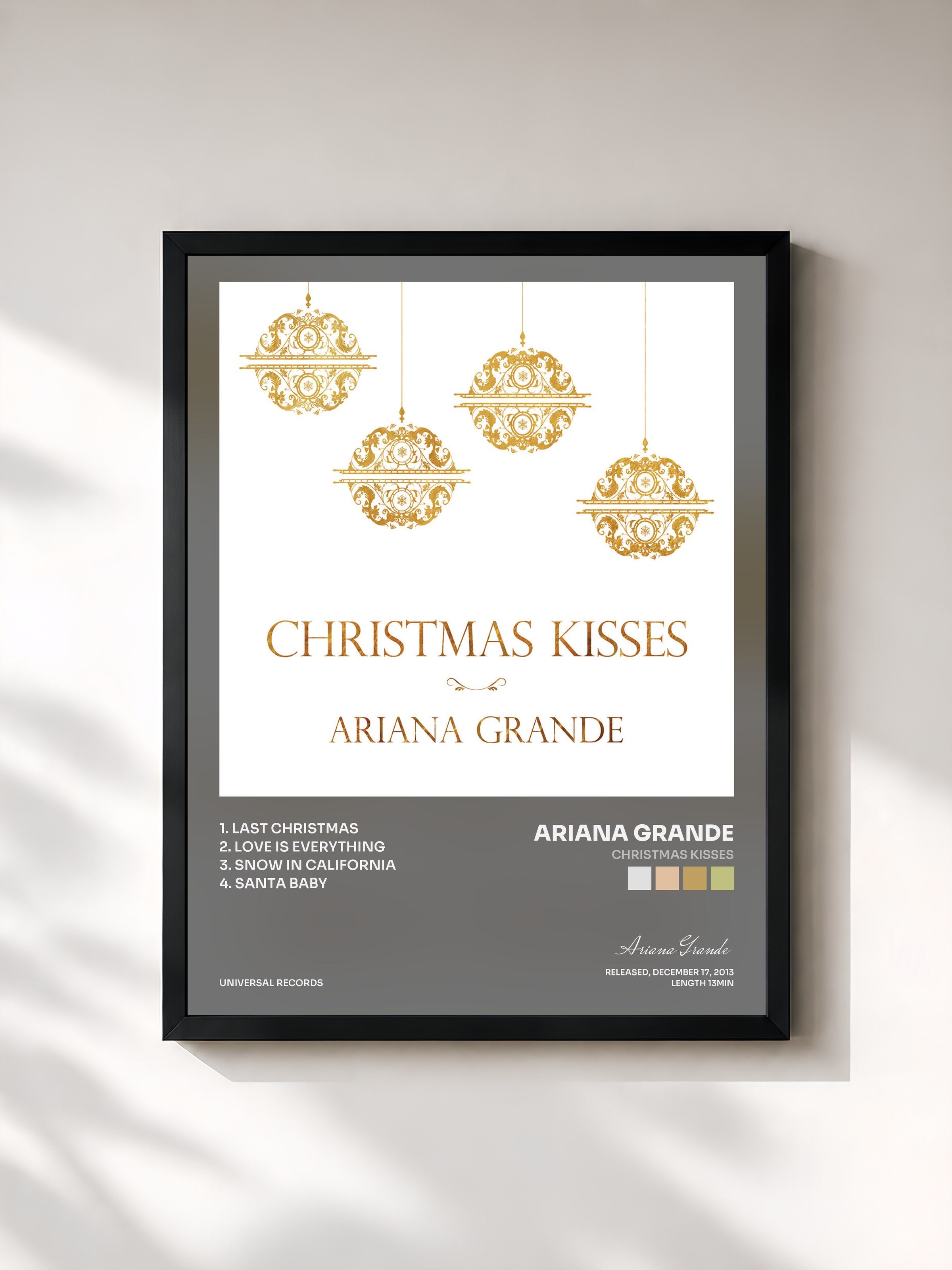 Ariana Grande · Christmas Kisses