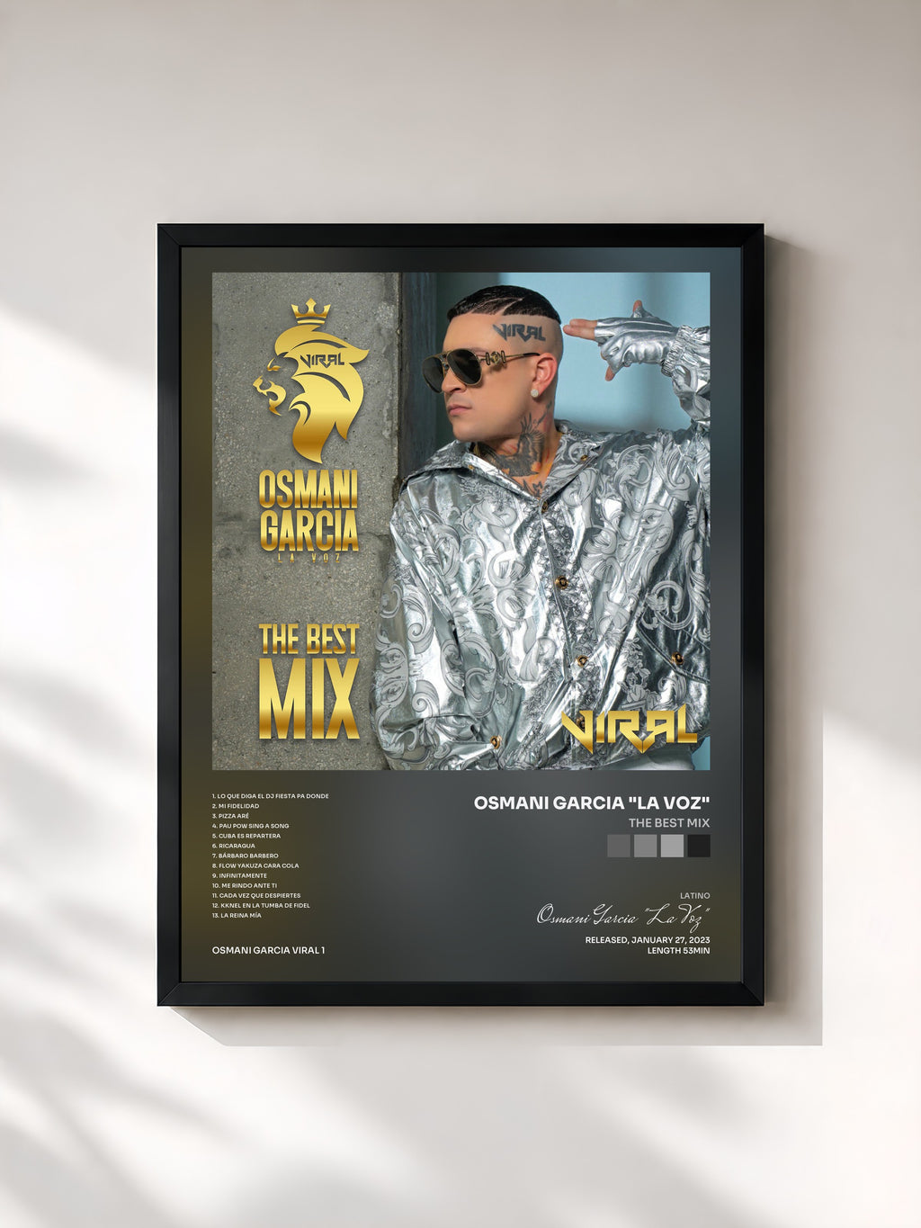 #noir Tableau de l'album The Best Mix de Osmani Garcia "La Voz", cadre noir, imprimé et encadré en France