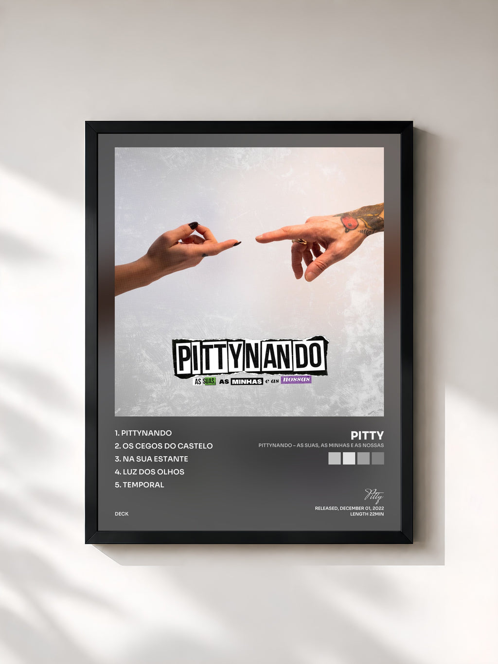 #noir Tableau de l'album PITTYNANDO – As Suas, As Minhas e As Nossas de Pitty, cadre noir, imprimé et encadré en France