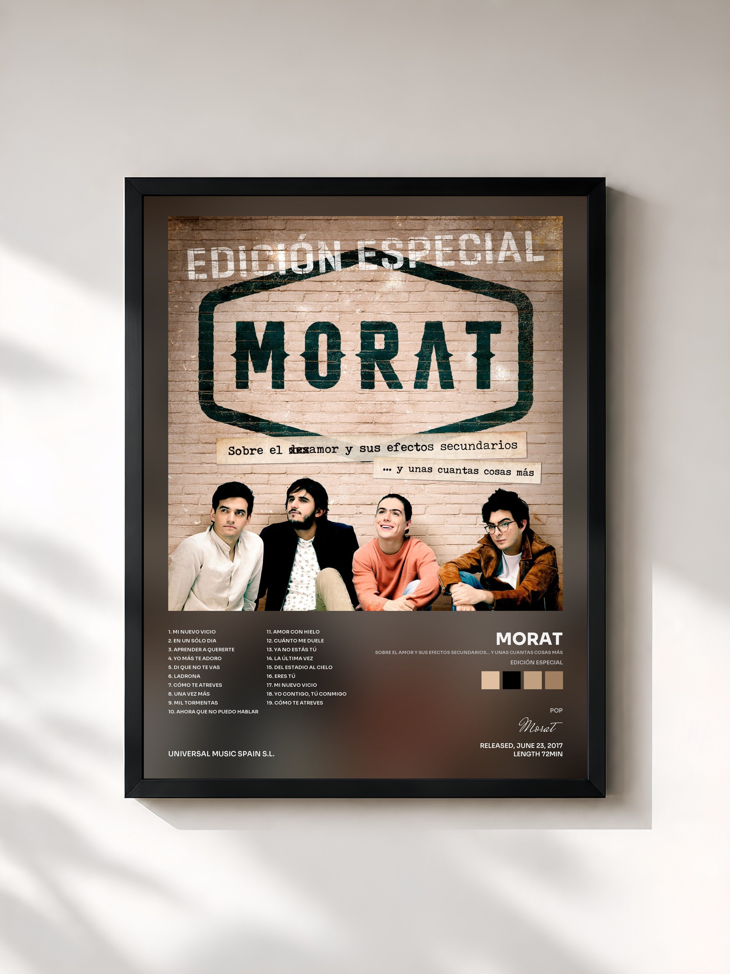 #noir Tableau de l'album Sobre El Amor Y Sus Efectos Secundarios... Y Unas Cuantas Cosas Más (Edición Especial) de Morat, cadre noir, imprimé et encadré en France