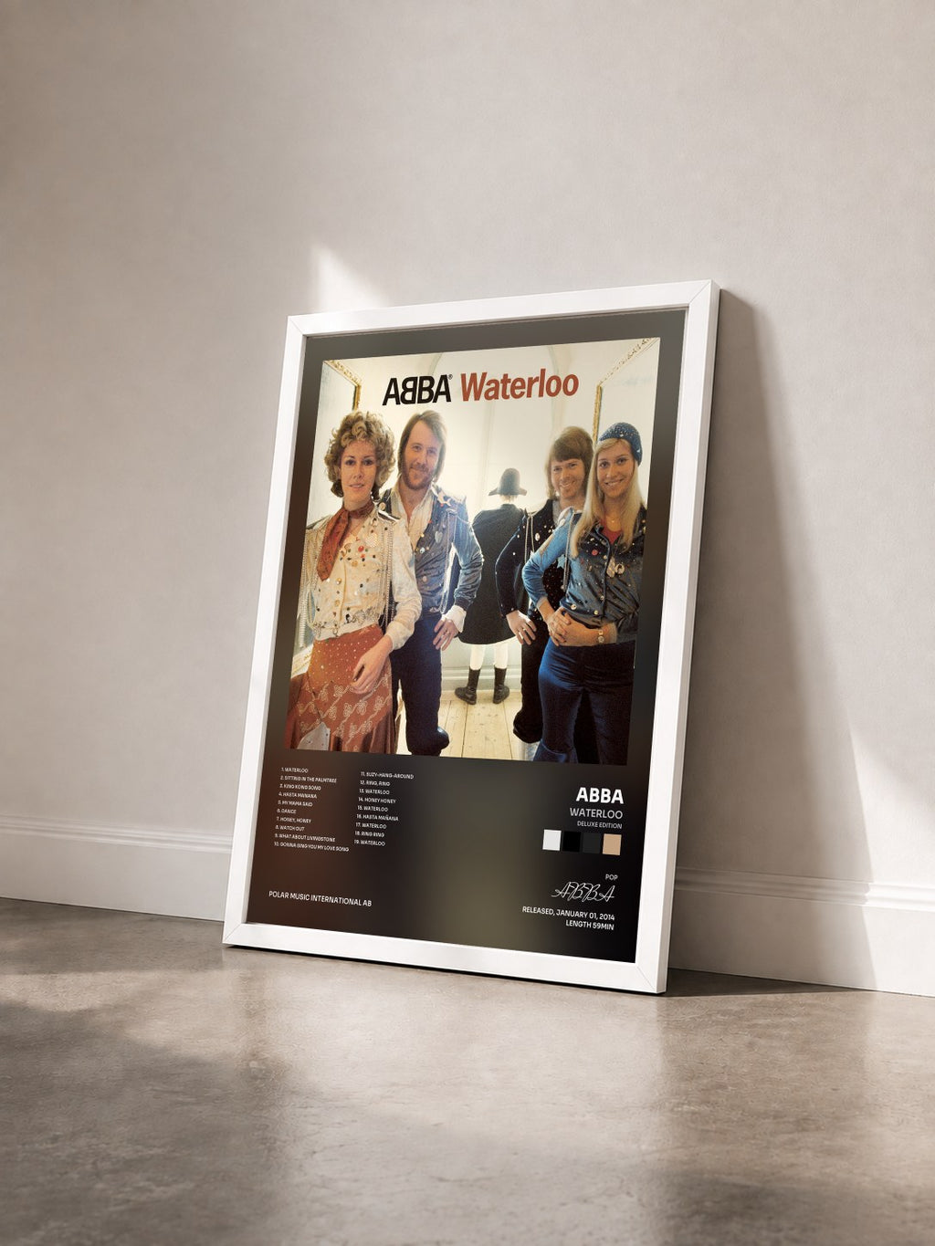 #blanc Tableau de l'album Waterloo (Deluxe Edition) de ABBA vu de trois quarts, cadre blanc