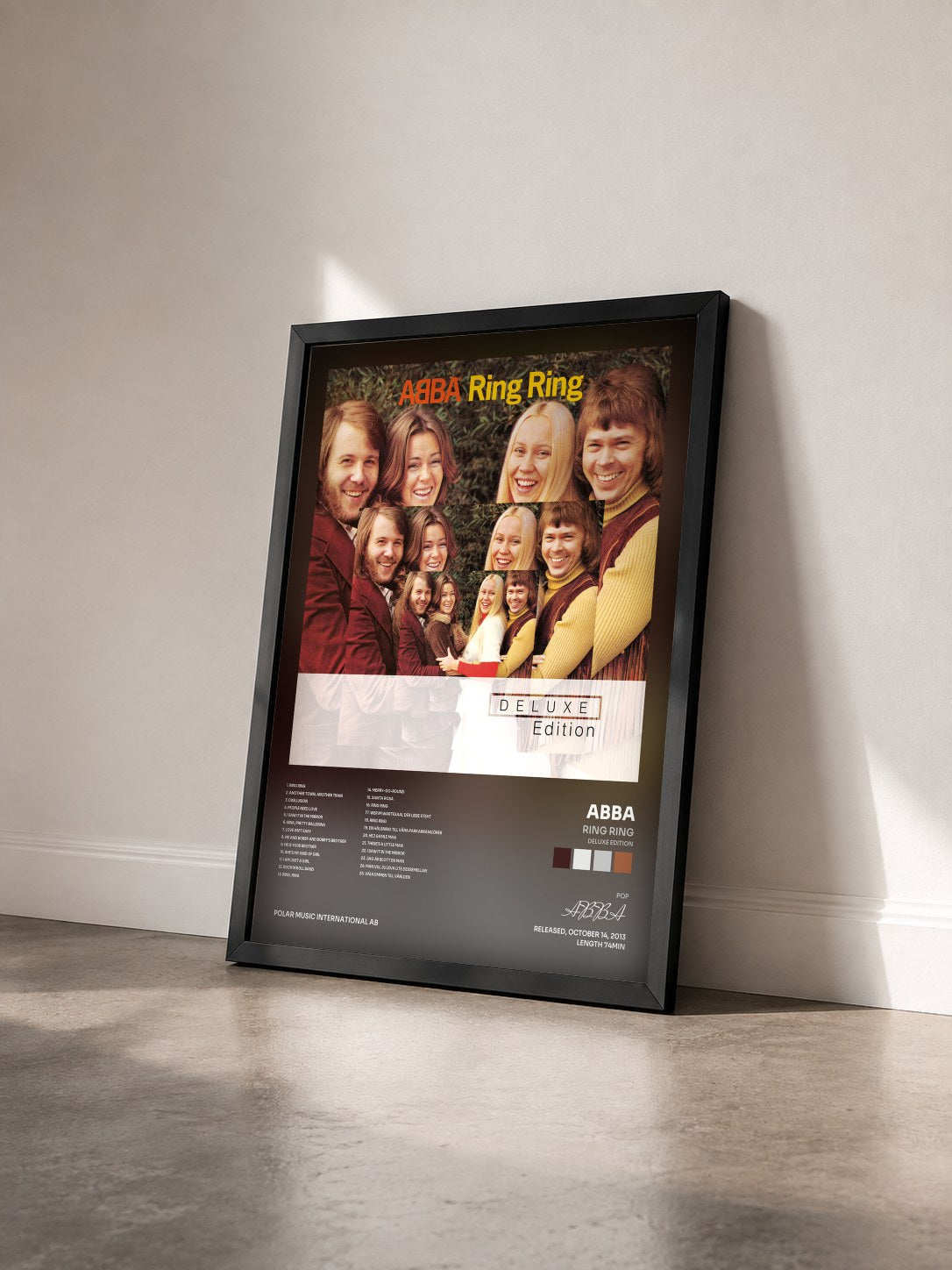 #noir Tableau de l'album Ring Ring (Deluxe Edition) de ABBA vu de trois quarts, cadre noir