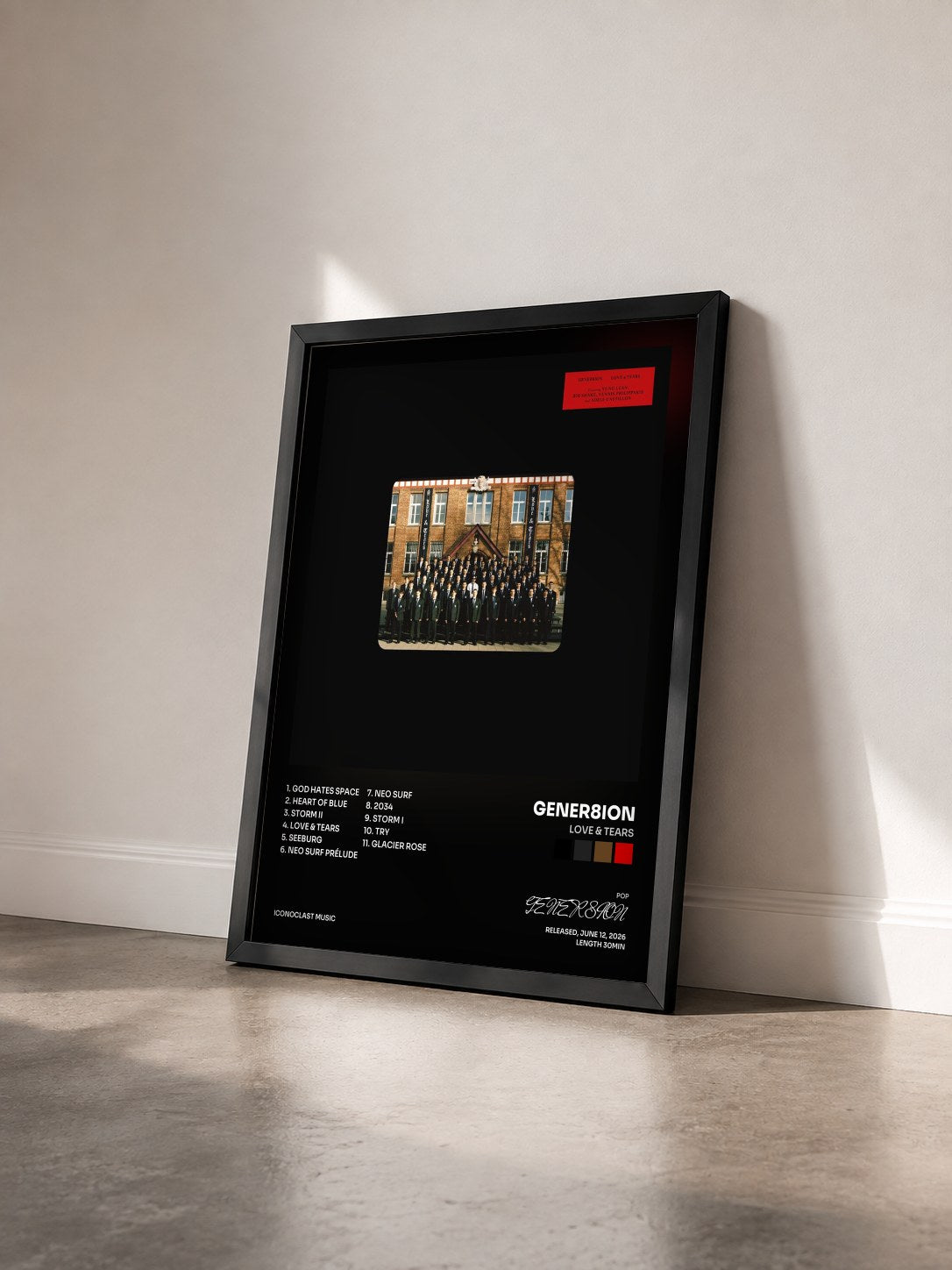 #noir Tableau de l'album Love & Tears de GENER8ION vu de trois quarts, cadre noir
