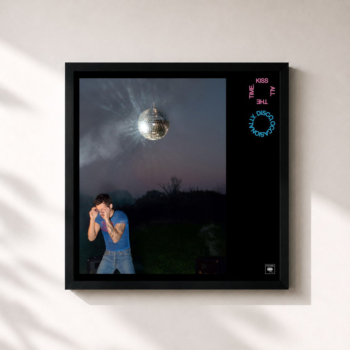 #noir Tableau carré de l'album Kiss All The Time. Disco, Occasionally. de Harry Styles, cadre noir 32x32 cm