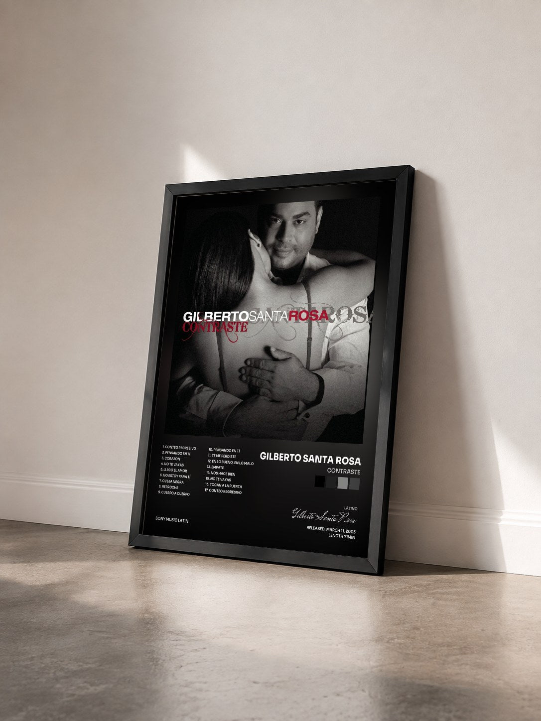 #noir Tableau de l'album Contraste de Gilberto Santa Rosa vu de trois quarts, cadre noir