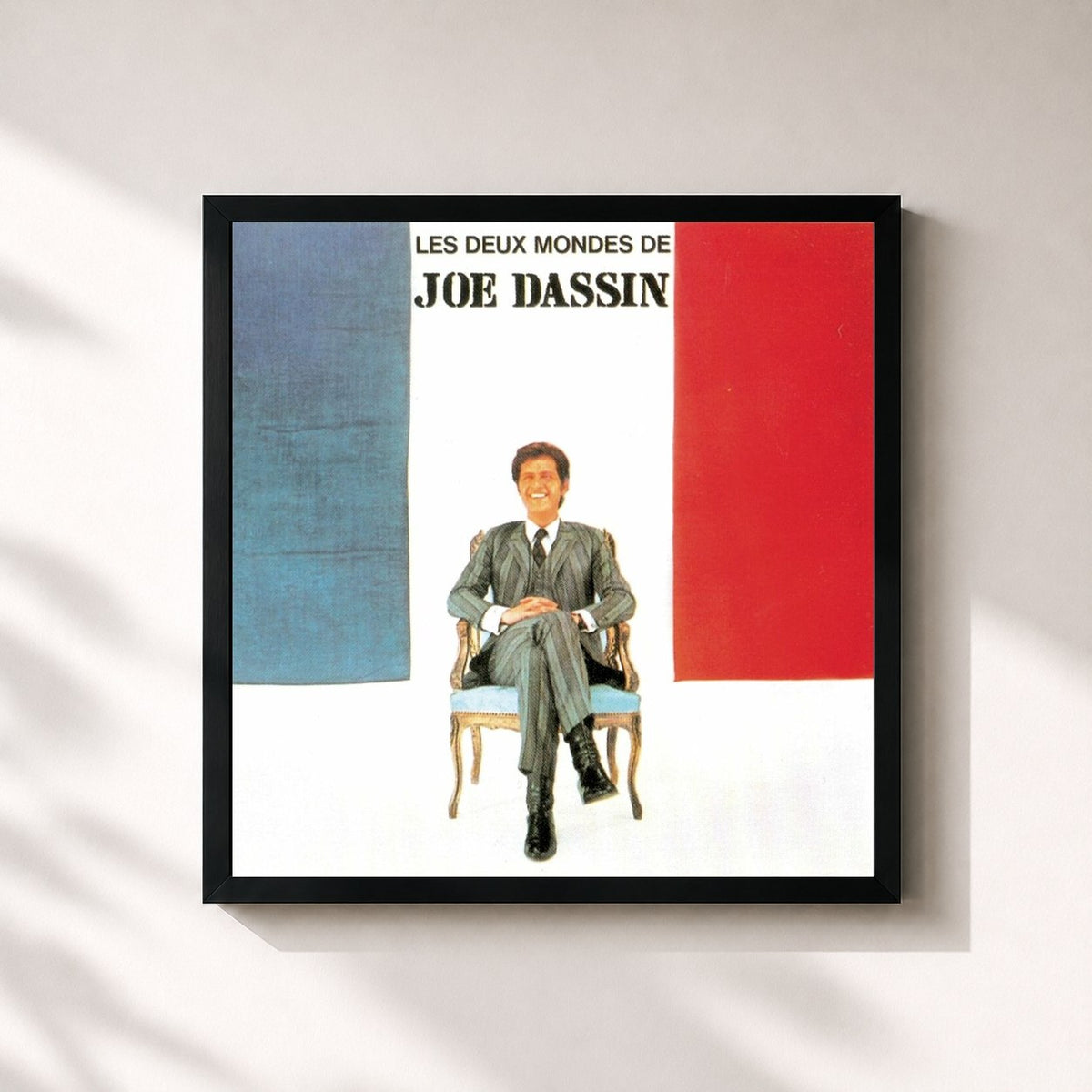 #noir Tableau carré de l'album Les deux mondes de Joe Dassin de Joe Dassin, cadre noir 32x32 cm