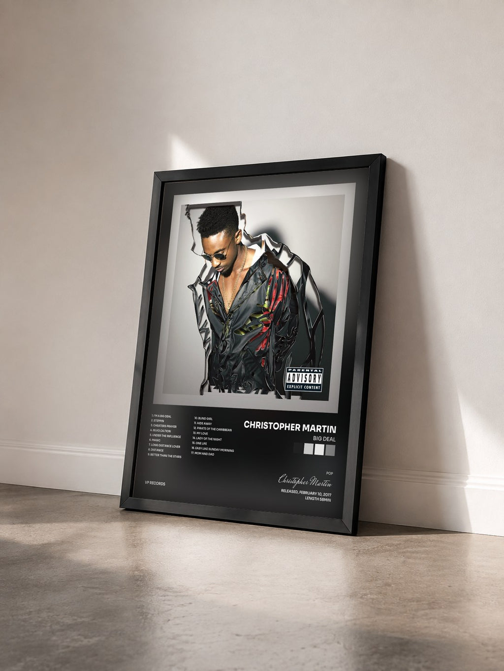 #noir Tableau de l'album Big Deal de Christopher Martin vu de trois quarts, cadre noir