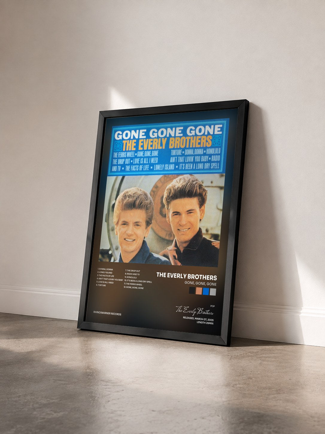 #noir Tableau de l'album Gone, Gone, Gone de The Everly Brothers vu de trois quarts, cadre noir