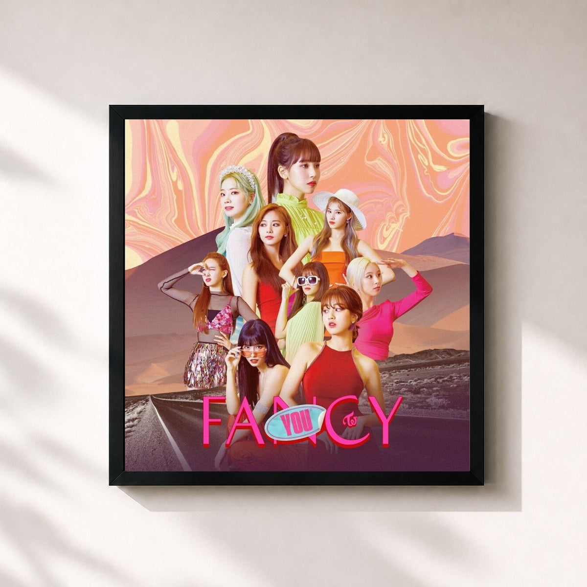 #noir Tableau carré de l'album FANCY YOU de TWICE, cadre noir 32x32 cm