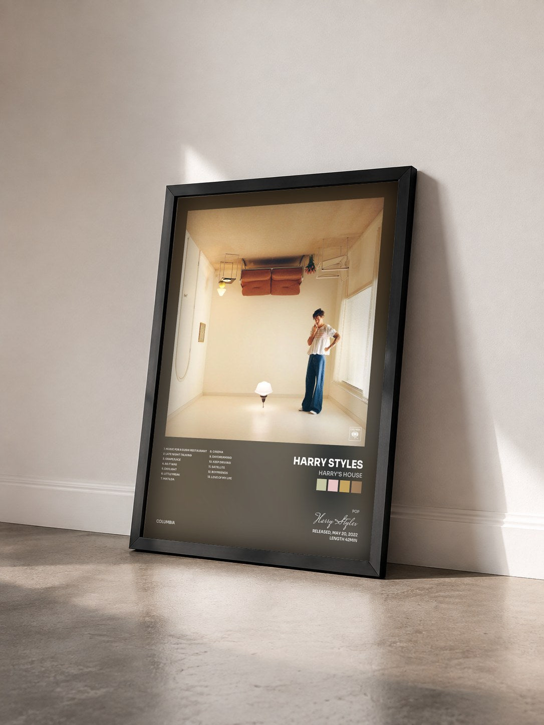 #noir Tableau de l'album Harry's House de Harry Styles vu de trois quarts, cadre noir